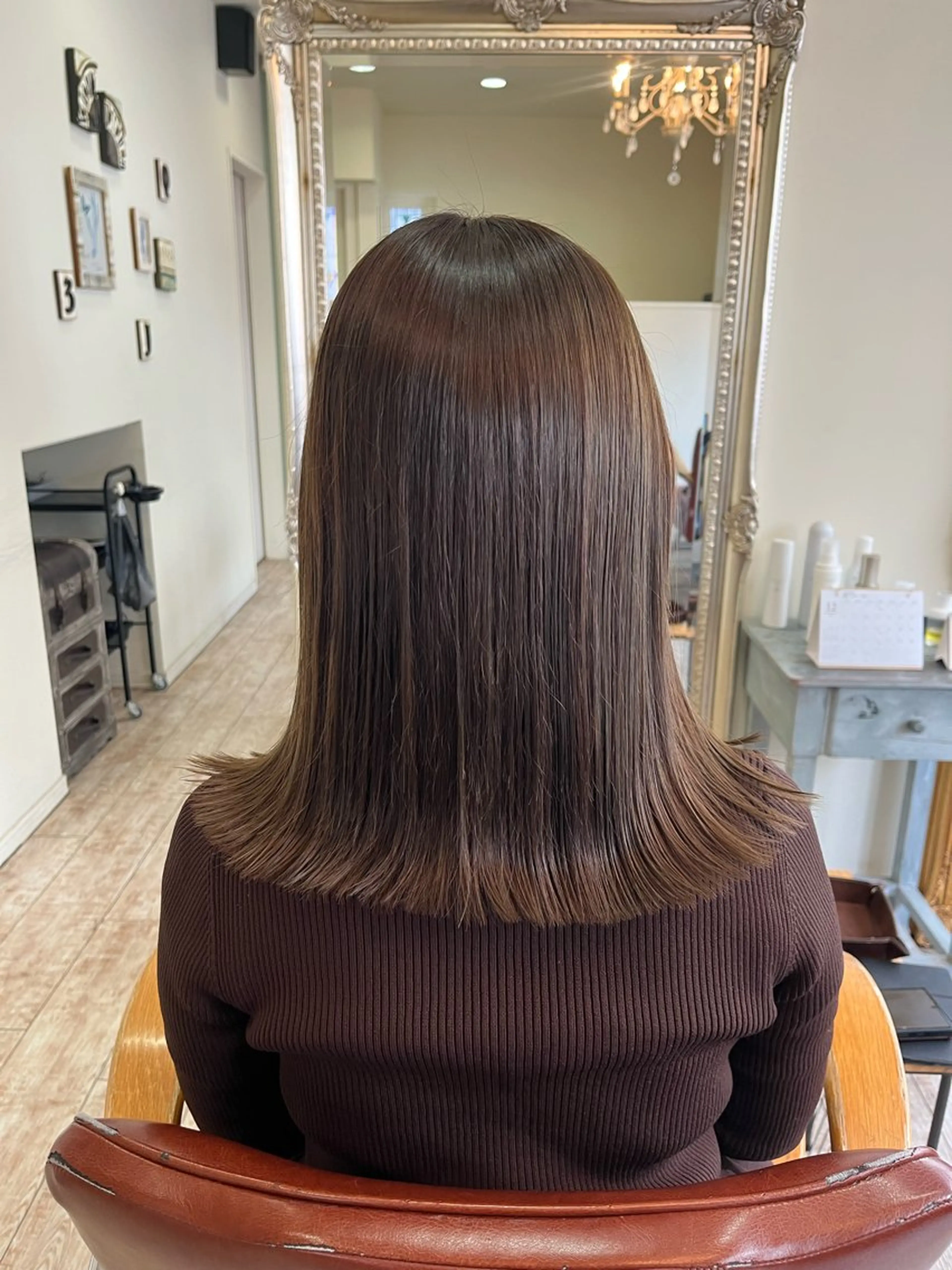 ミディアム カット ヘアカラー 【艶髪カラー】 omiのヘアスタイル