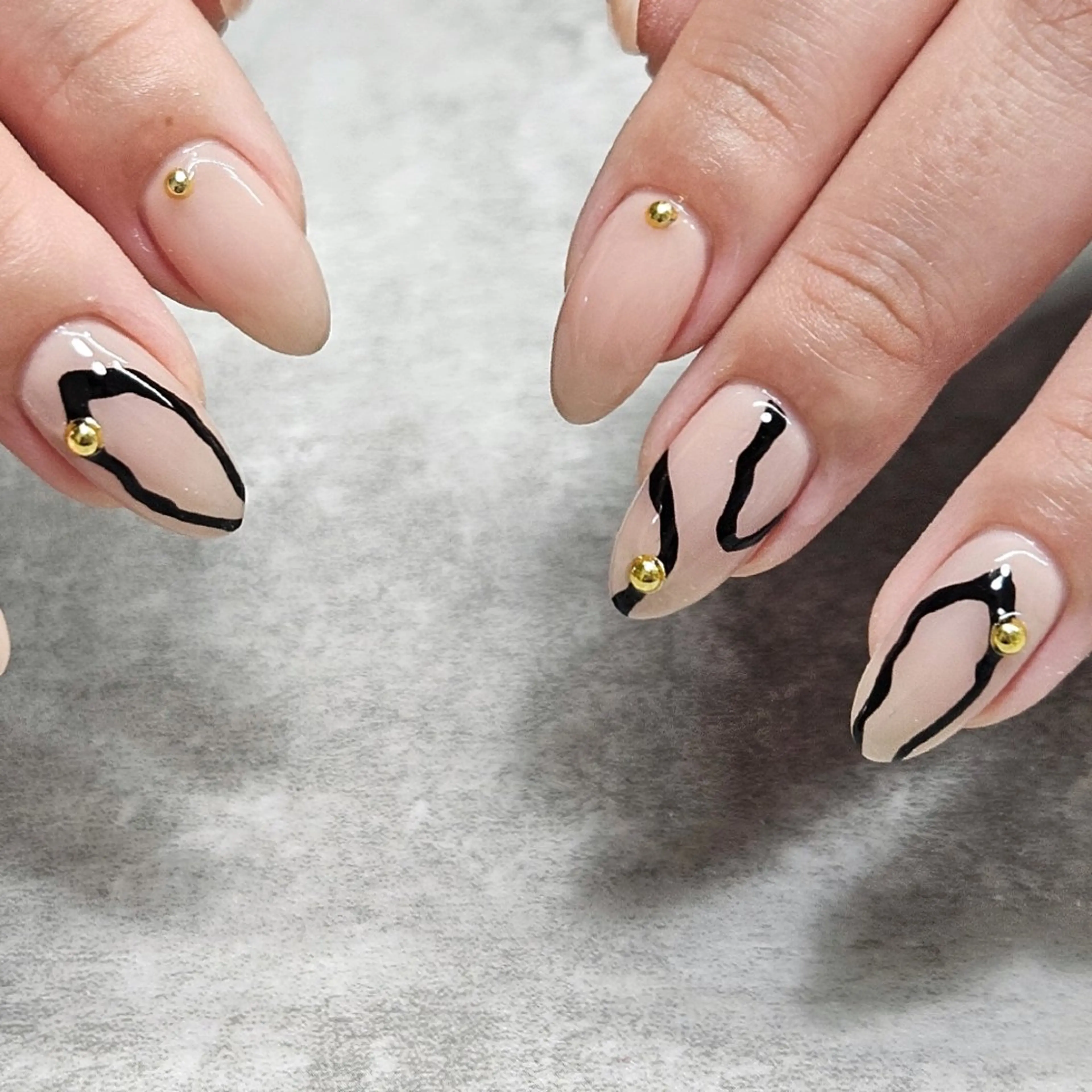 ネイル ハンドネイル Lia Nailのネイルデザイン