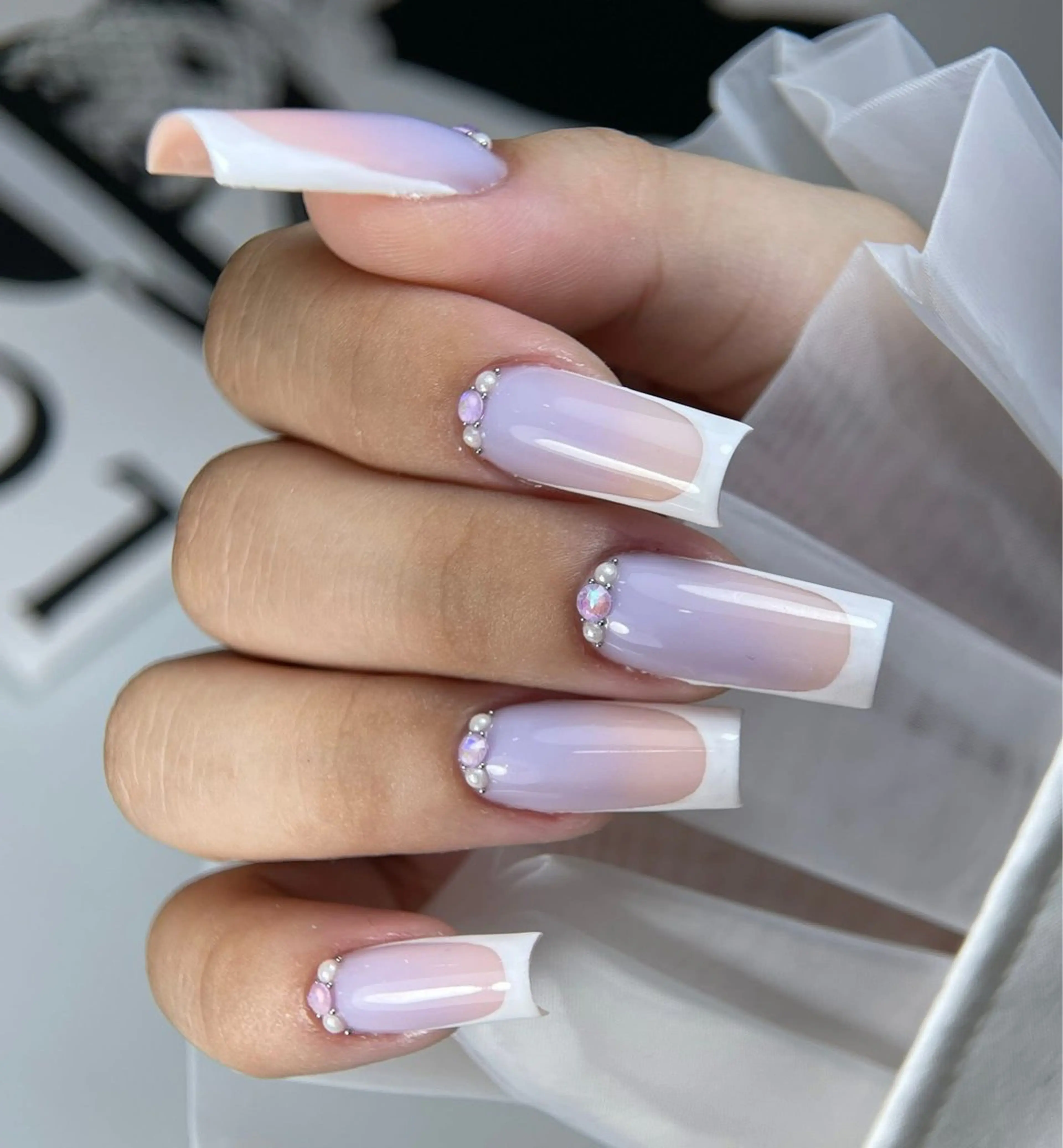 ネイル ハンドネイル Labon Nails Artのネイルデザイン