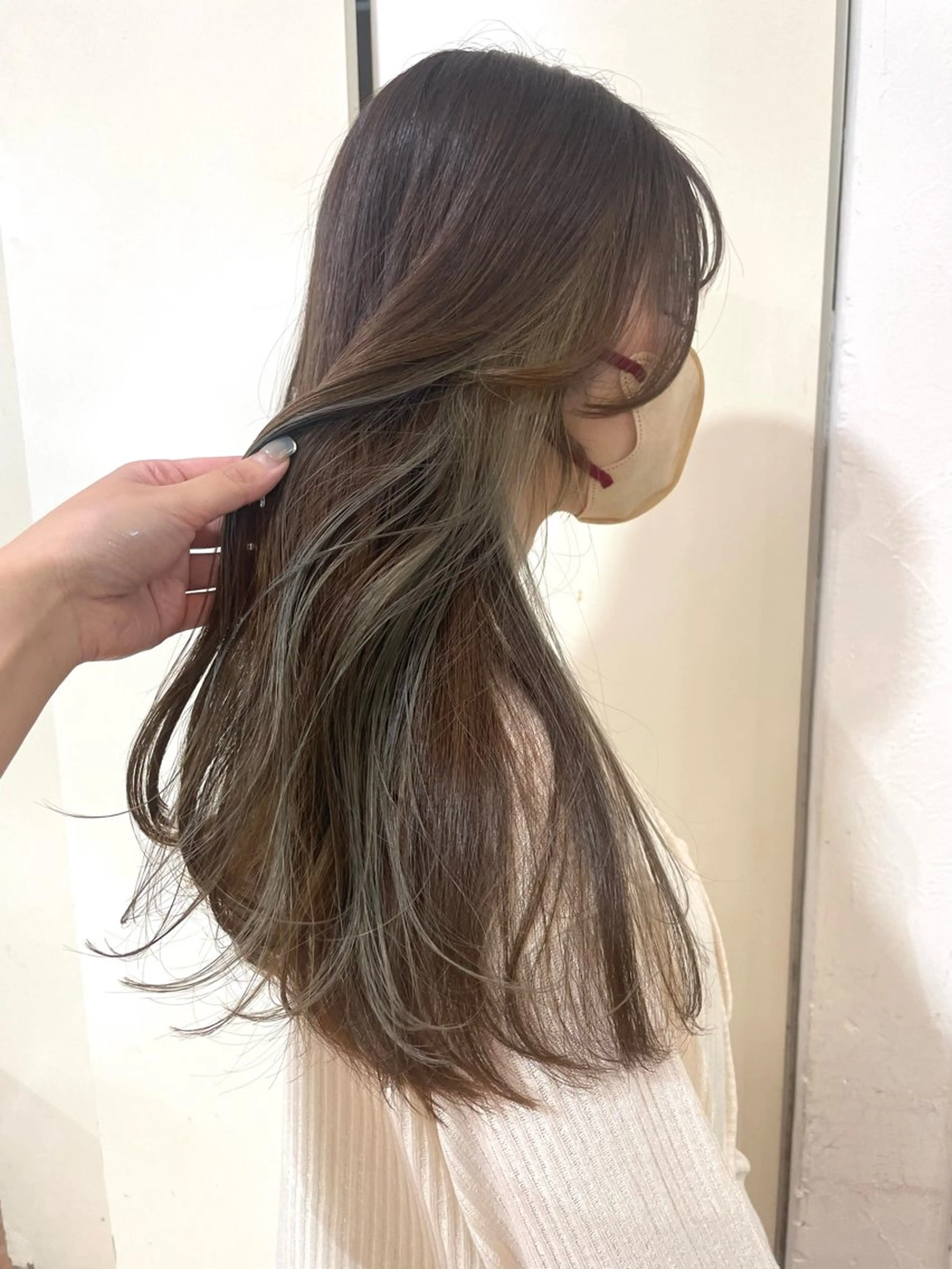 ロング カラー ベージュカラー インナーカラー 🦋透明感 艶カラー Rie🦋のヘアスタイル