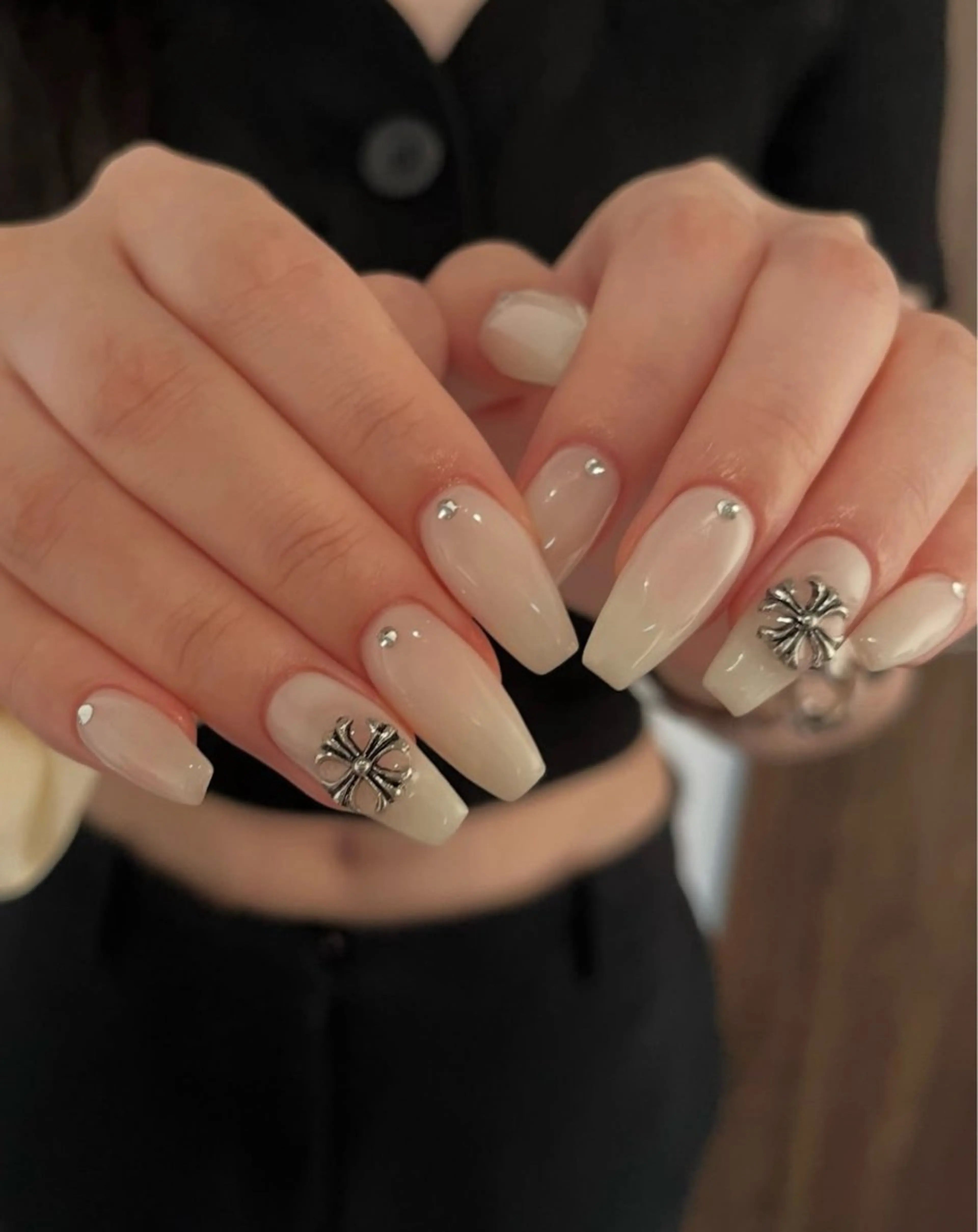 ネイル ハンドネイル BERA NAILSのネイルデザイン