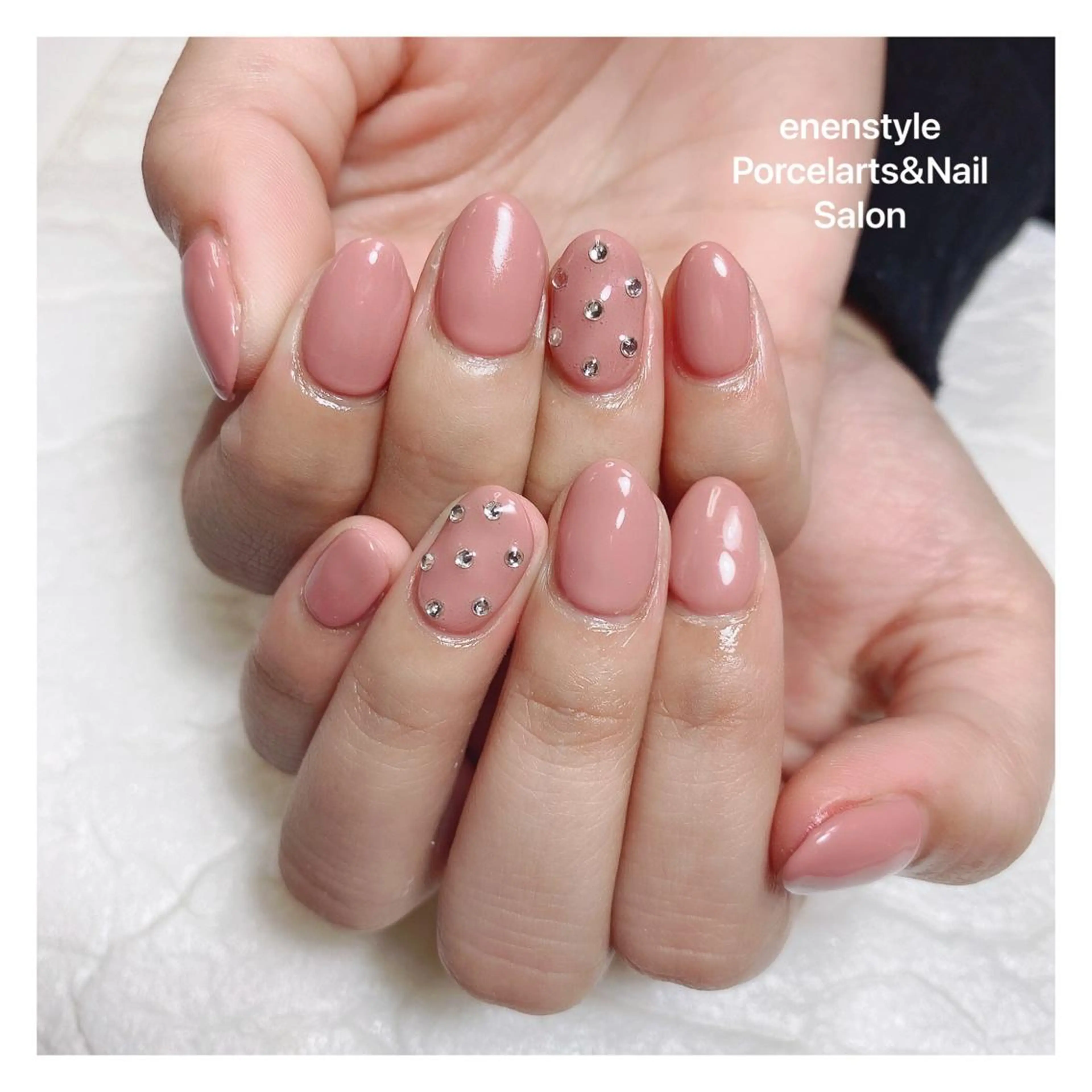 ミディアム ネイル 👑enen style👑のネイルデザイン