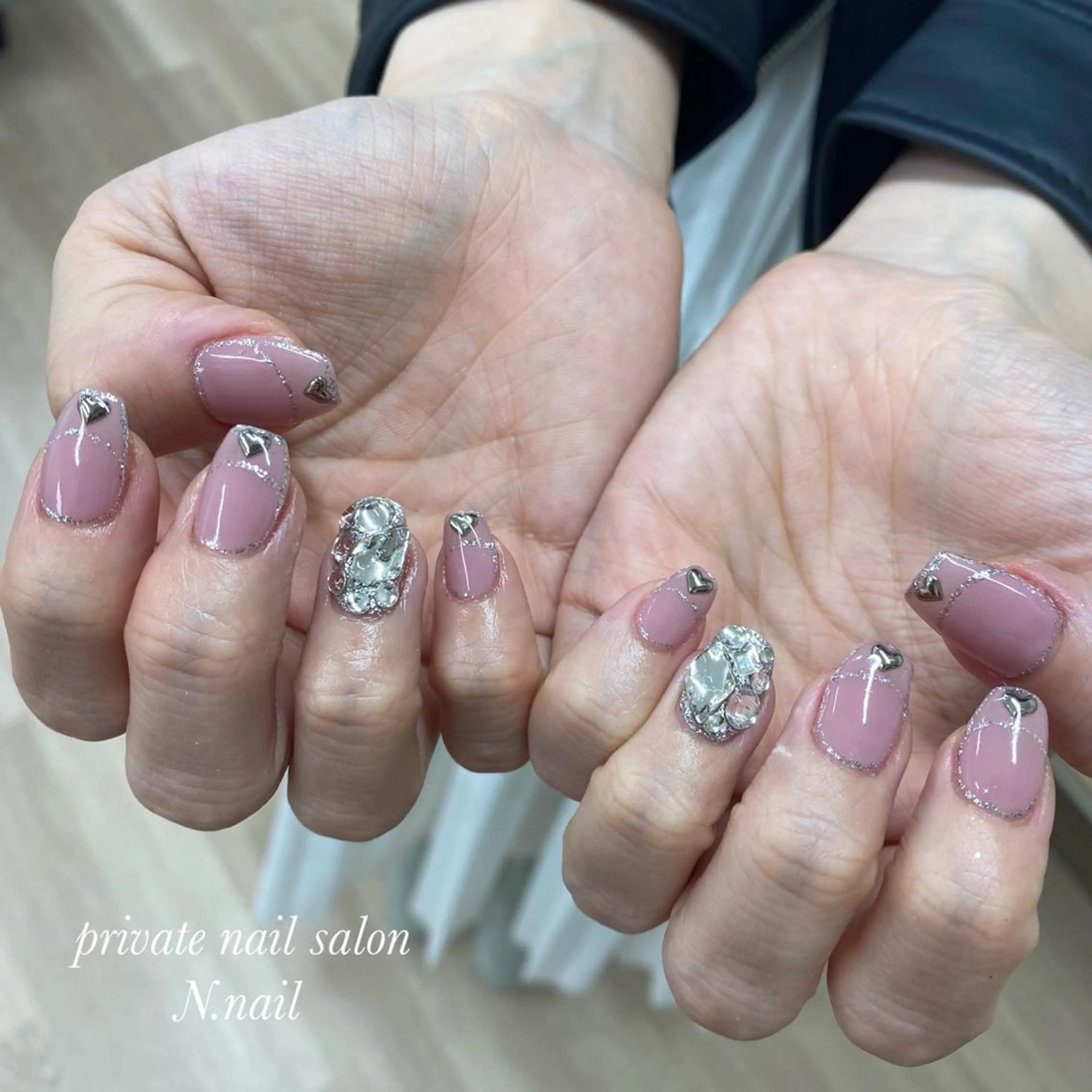 ネイル アートネイル N. 【エヌドット】のネイルデザイン