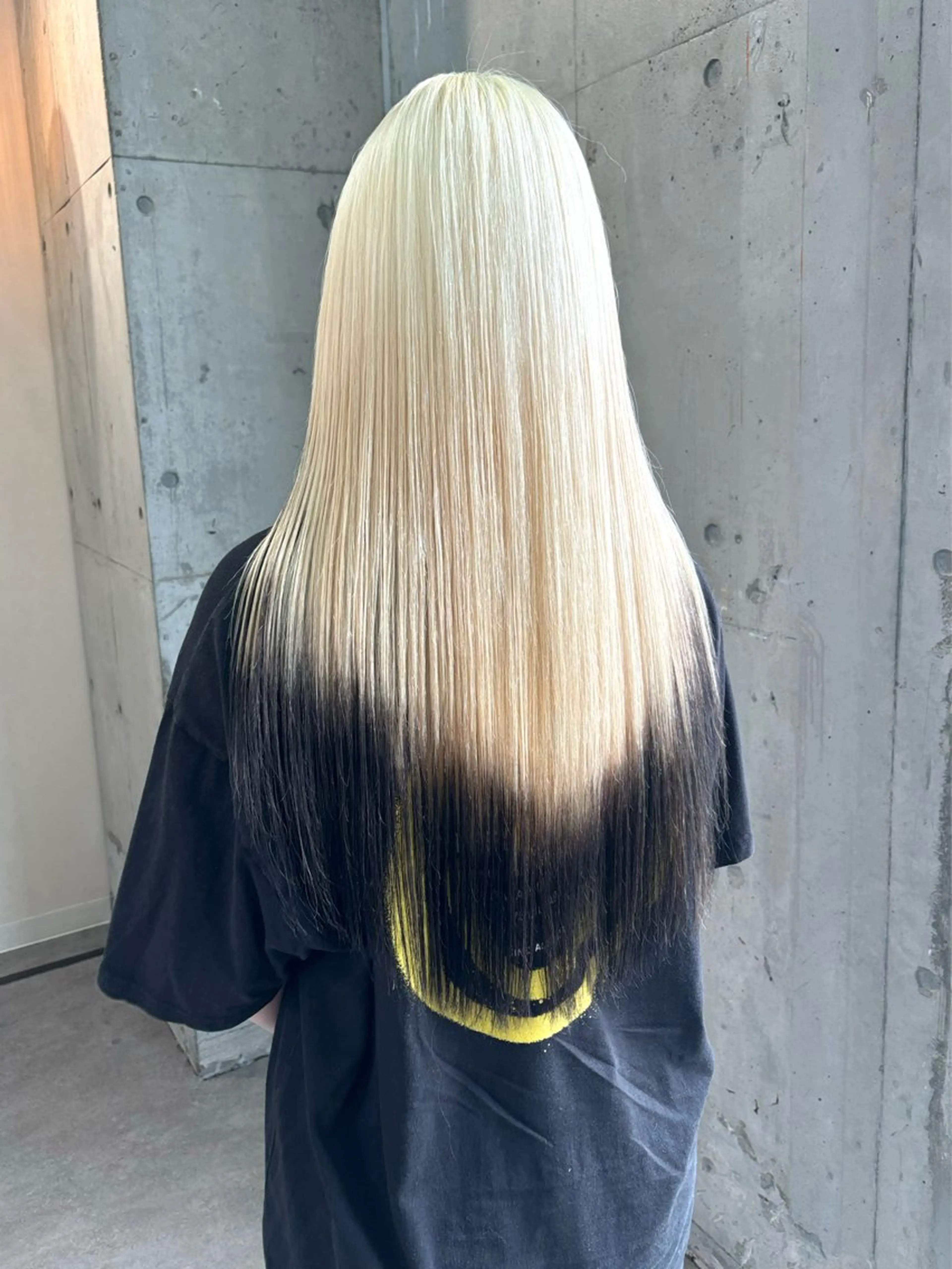 ロング カラー 黒髪 ブロンド グラデーションカラー ヘアカラー lani hair salon所属・SHOTO ハイトー ン/ブロンドカラーのヘアスタイル