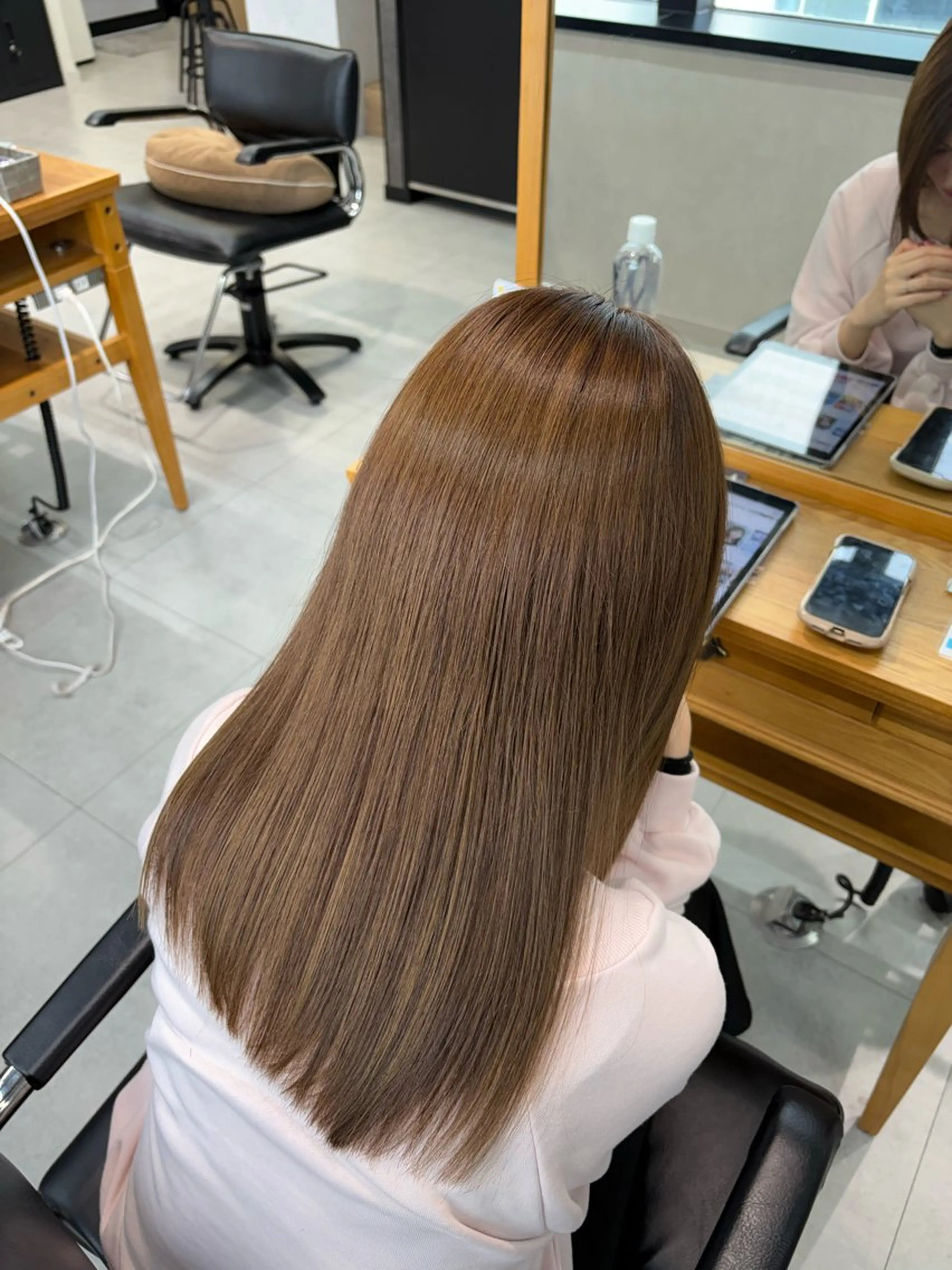セミロング 髪質改善 縮毛矯正 ヘアカラー カラーモデル募集 ✨🤍モモハ🤍✨のヘアスタイル