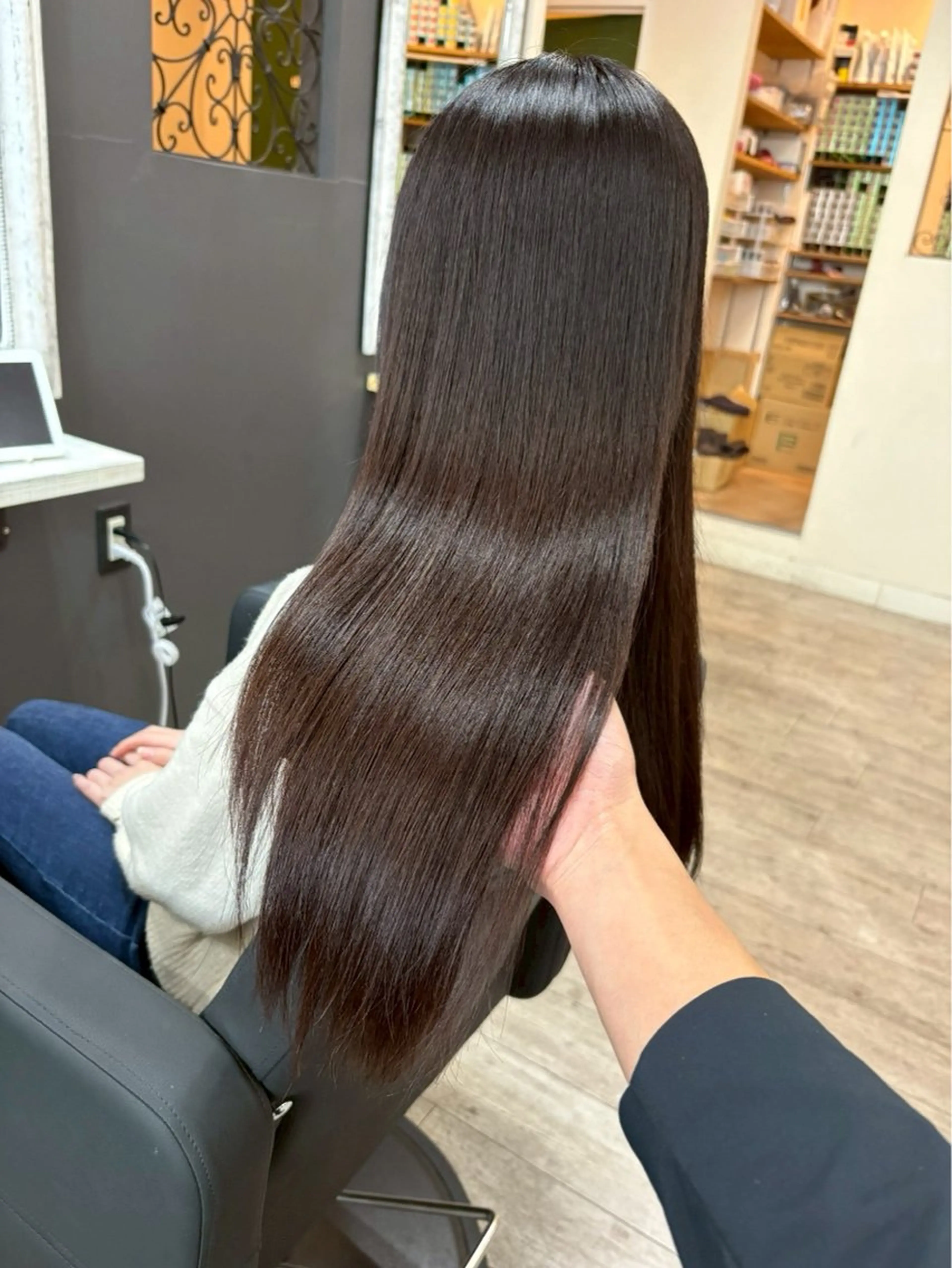 ロング カラー YURA hairのヘアスタイル