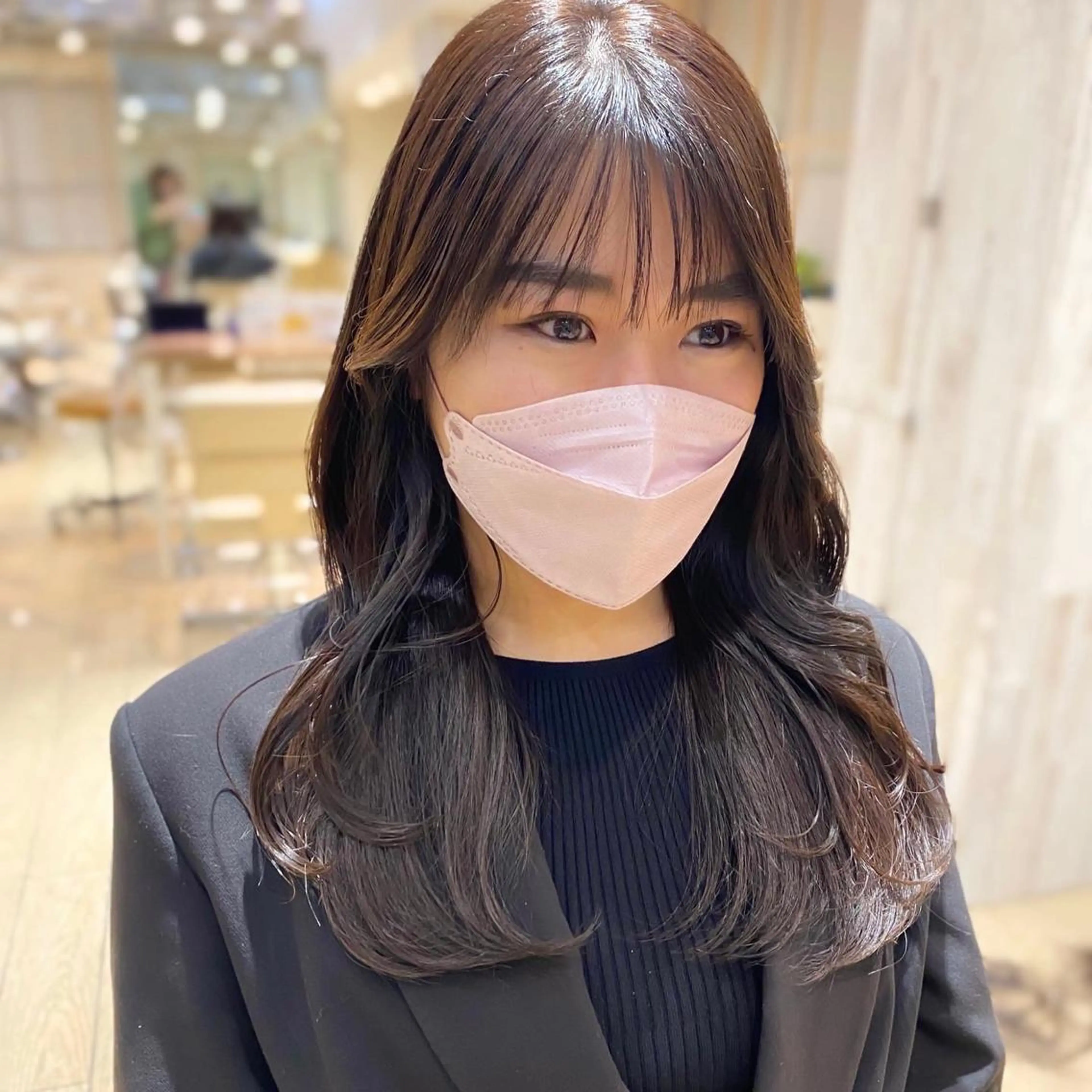 セミロング カラー セミロングレイヤー ショコラグレージュ グレージュ 顔周りカット レイヤーカット カット トリートメント 顔周り/くびれヘア 韓国ヘア💕風間るなのヘアスタイル