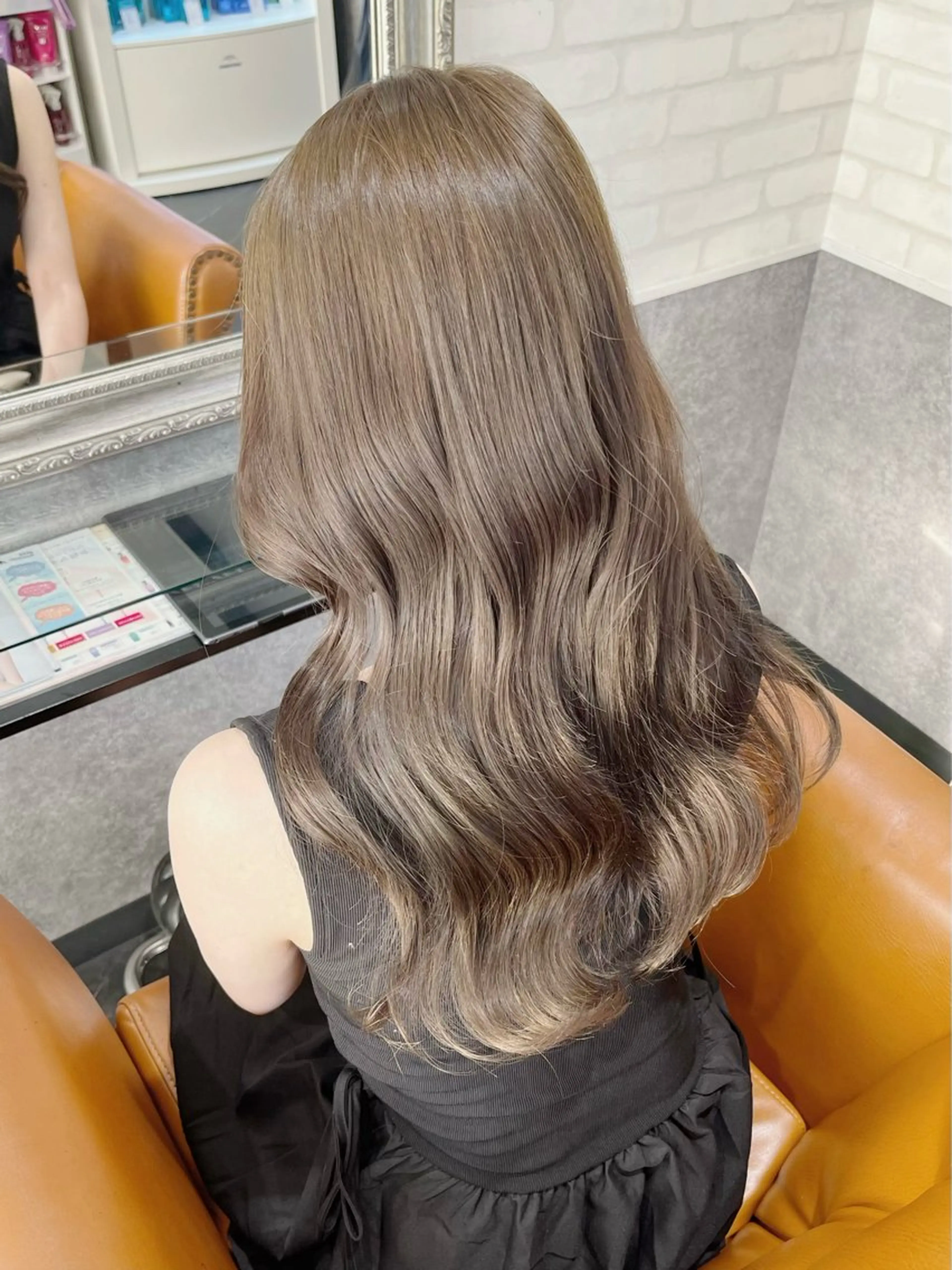 ロング 松本 沙城のヘアスタイル