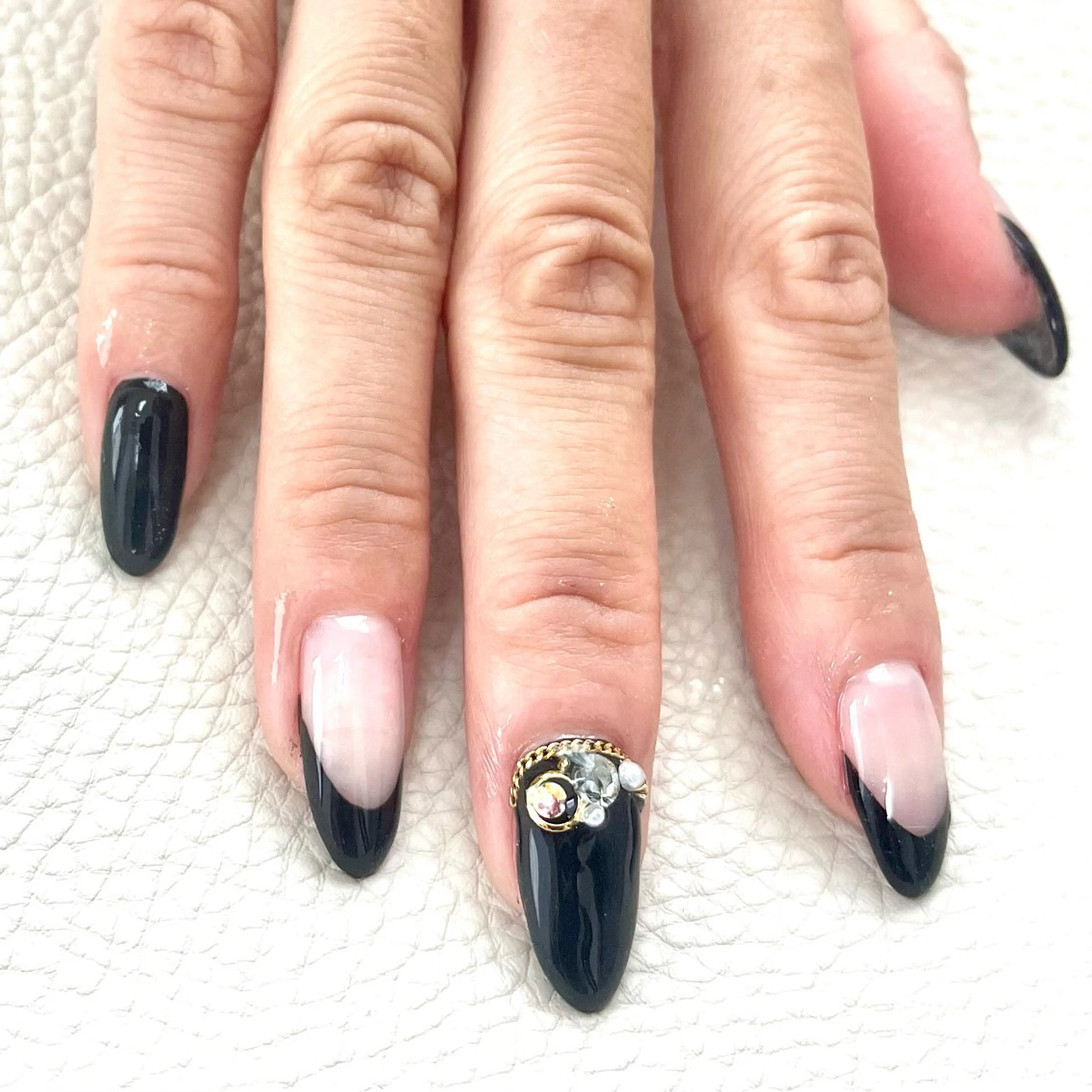 ネイル 🌈ISHII MlUのネイルデザイン