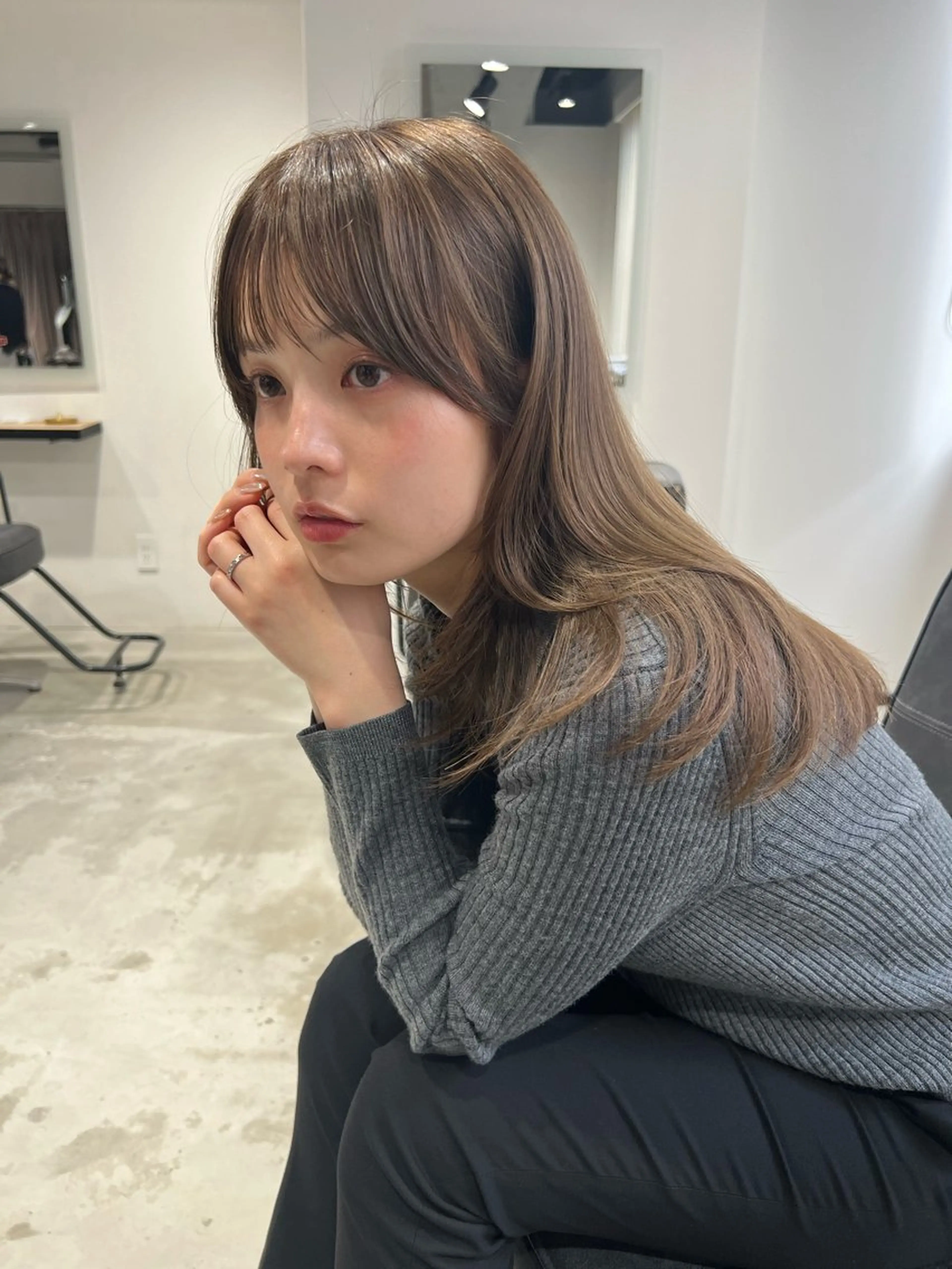 セミロング カラー 華奈/オリーブ/ ベージュ/抜け感🥣のヘアスタイル