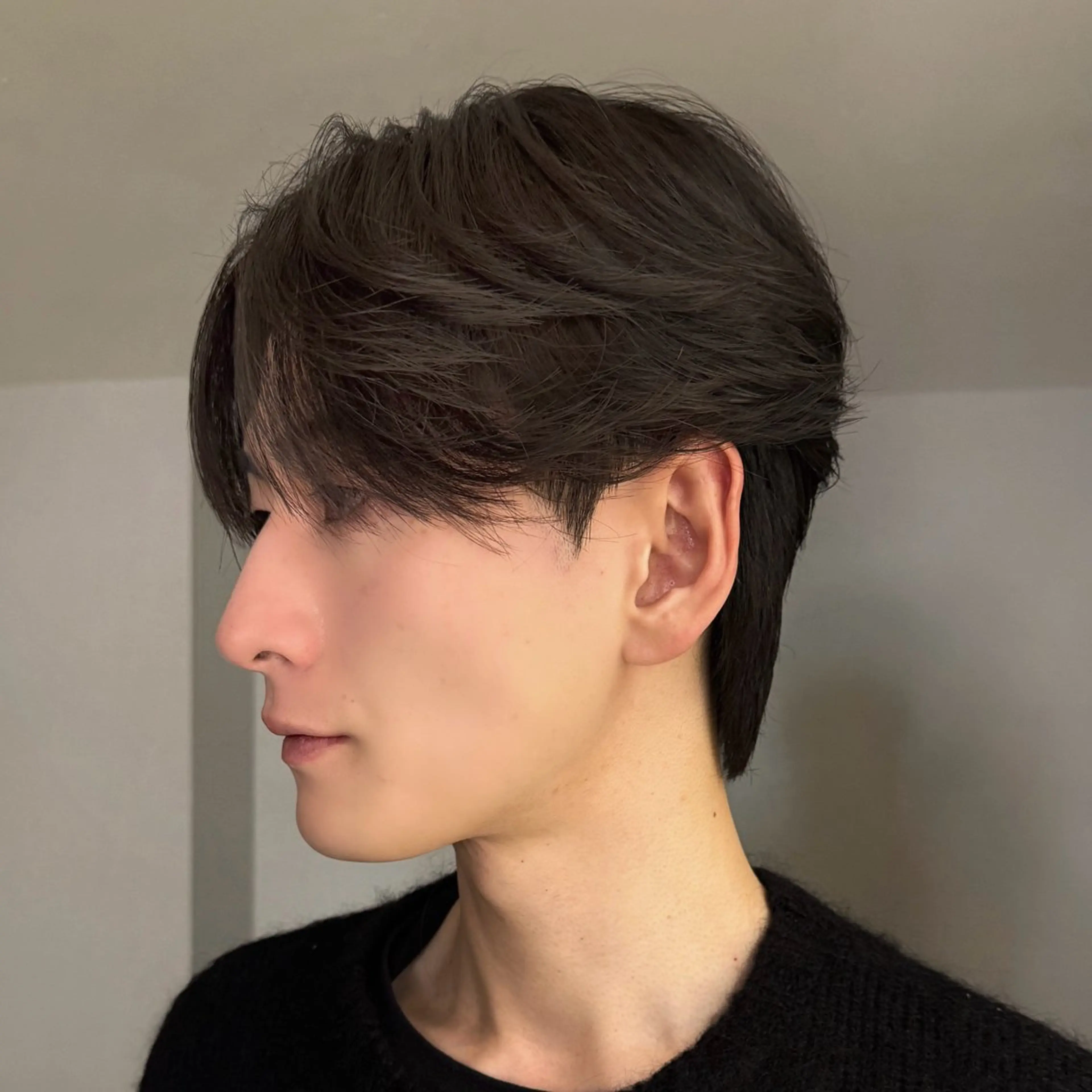 メンズ センターパート ダウンパーマ フェザーパーマ メンズ韓国風 マッシュ カット GO TODAY シェアサロン原宿 Verno所属・センターパート特化/ メンズカット/ヒロキのヘアスタイル