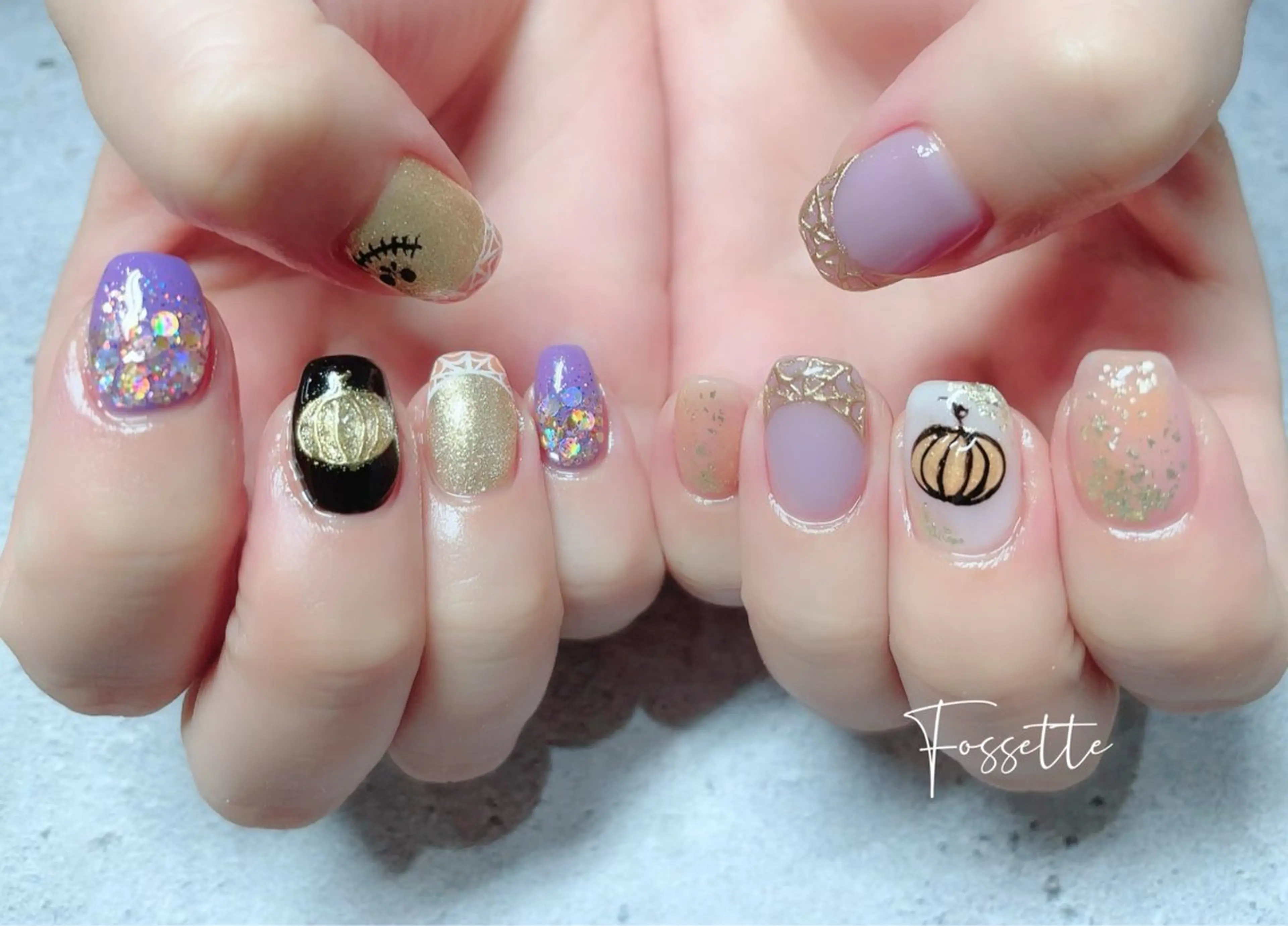 ネイル ハロウィン キラキラネイル ミラーネイル ニュアンスネイル nailsalon Fossetteのネイルデザイン