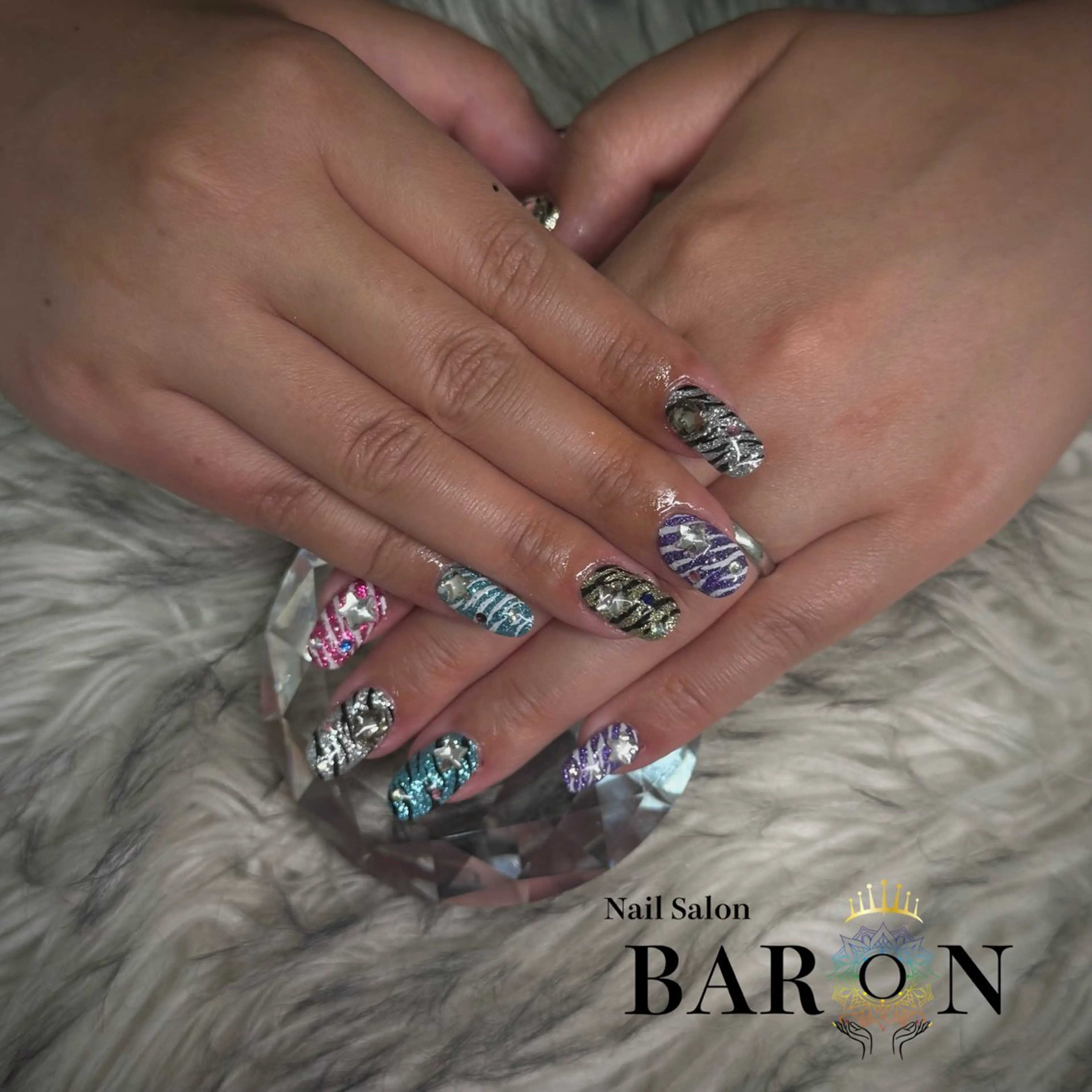 ネイル アニマル柄 ラメ(グリッター) ハンドネイル YOSHINO ♛︎BARON♛︎のネイルデザイン