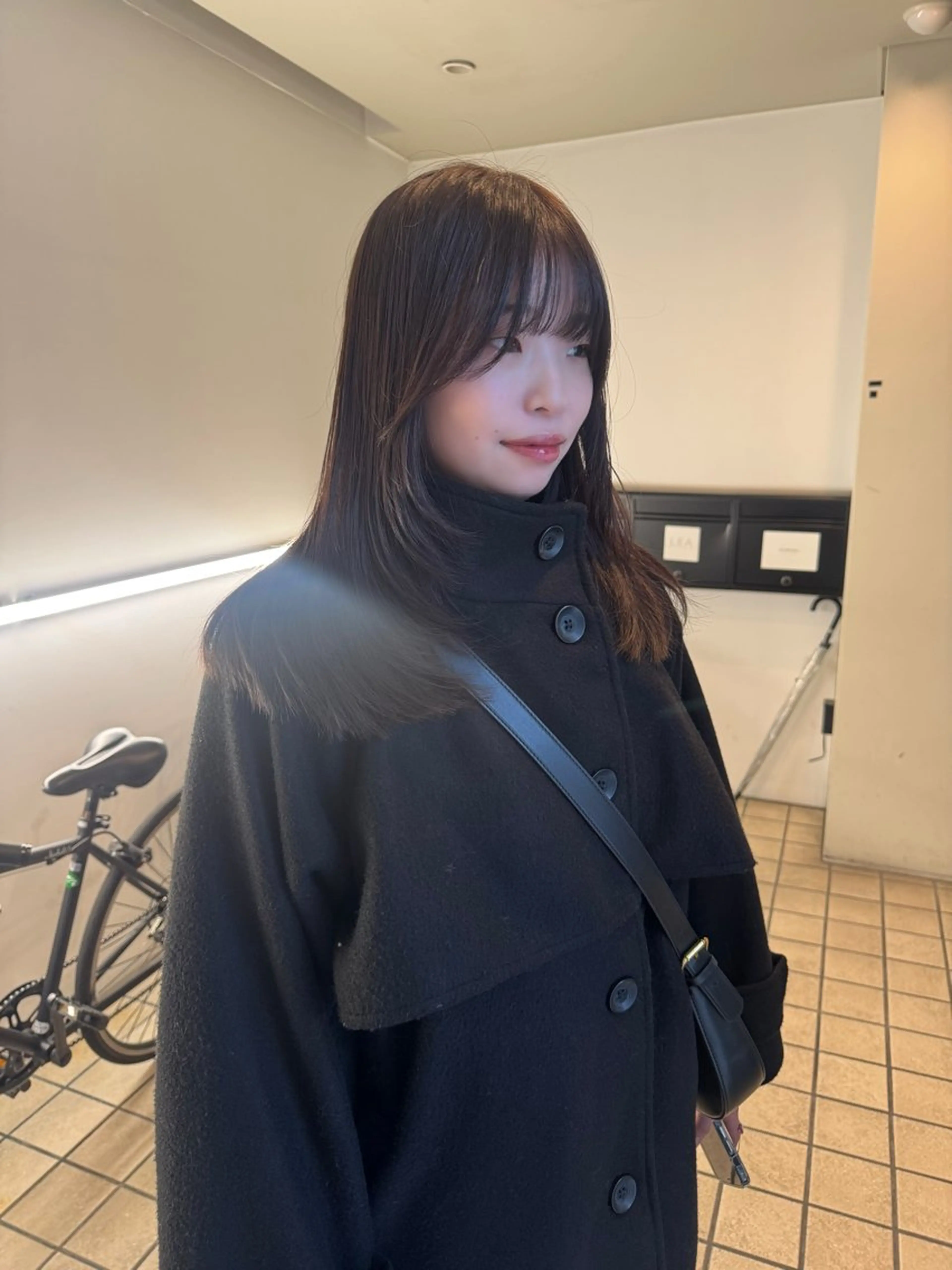 セミロング カラー ヘアアレンジ エギョモリ ヨシンモリ 韓国風ヘア レイヤーカット 🫧umu.🫧韓国 /レイヤー/ハッシュのヘアスタイル