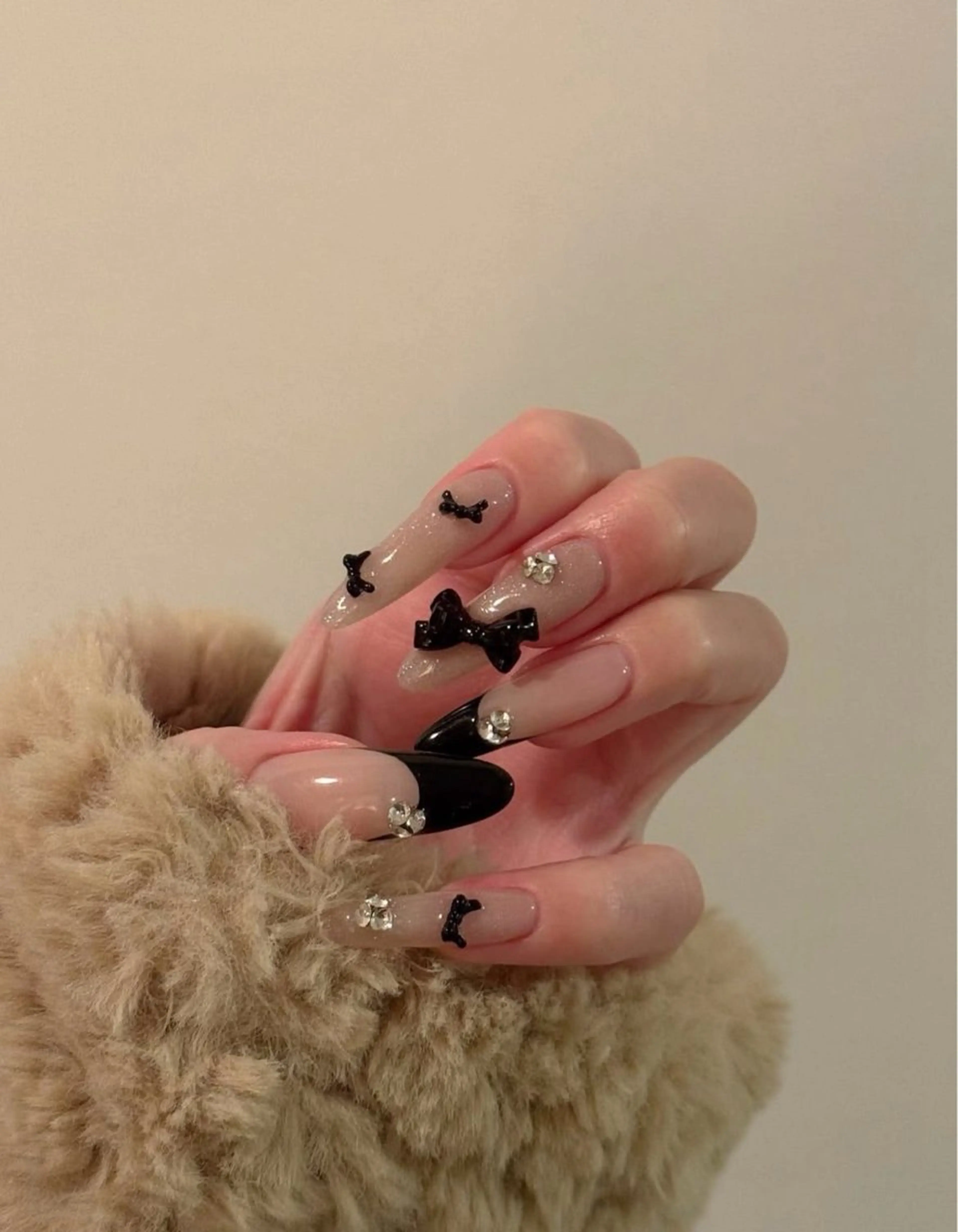 カラー グラデーションカラー ピンクカラー ハンドネイル AIN Nailのネイルデザイン