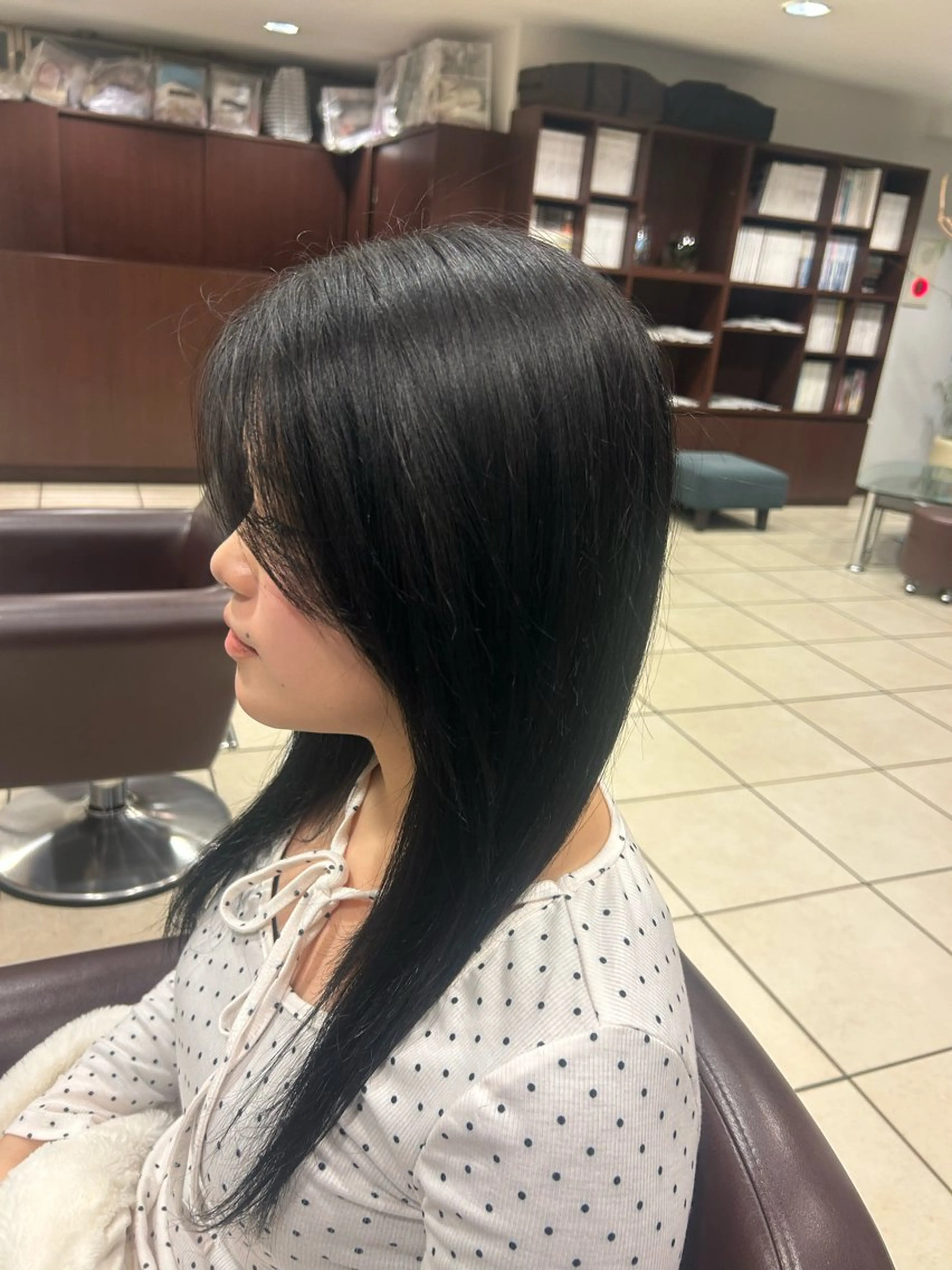 ロング カラー 宮下 真弥のヘアスタイル