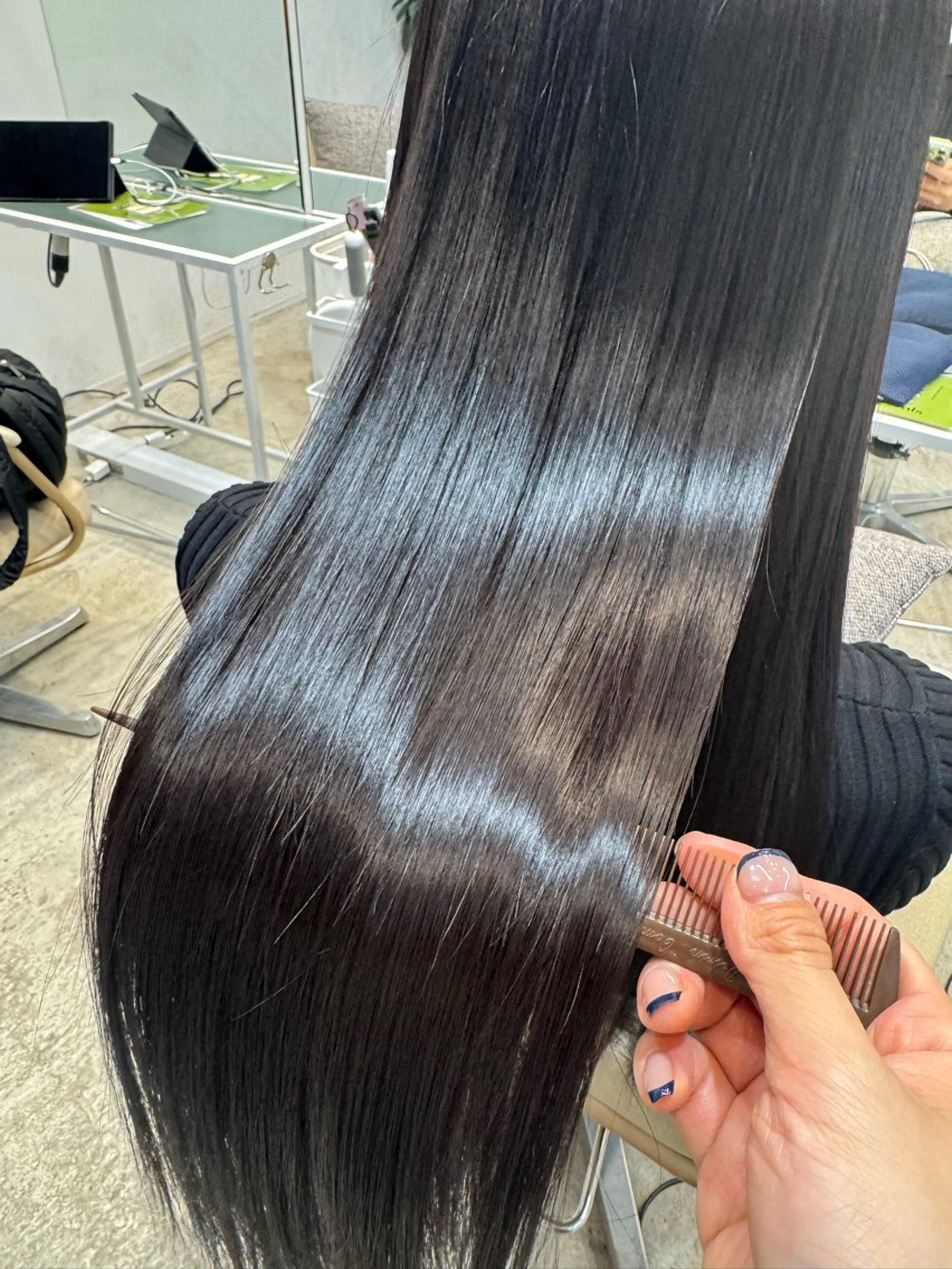 ロング トリートメント Ence 銀座所属・透明感カラー／ 縮毛矯正／まりなのヘアスタイル