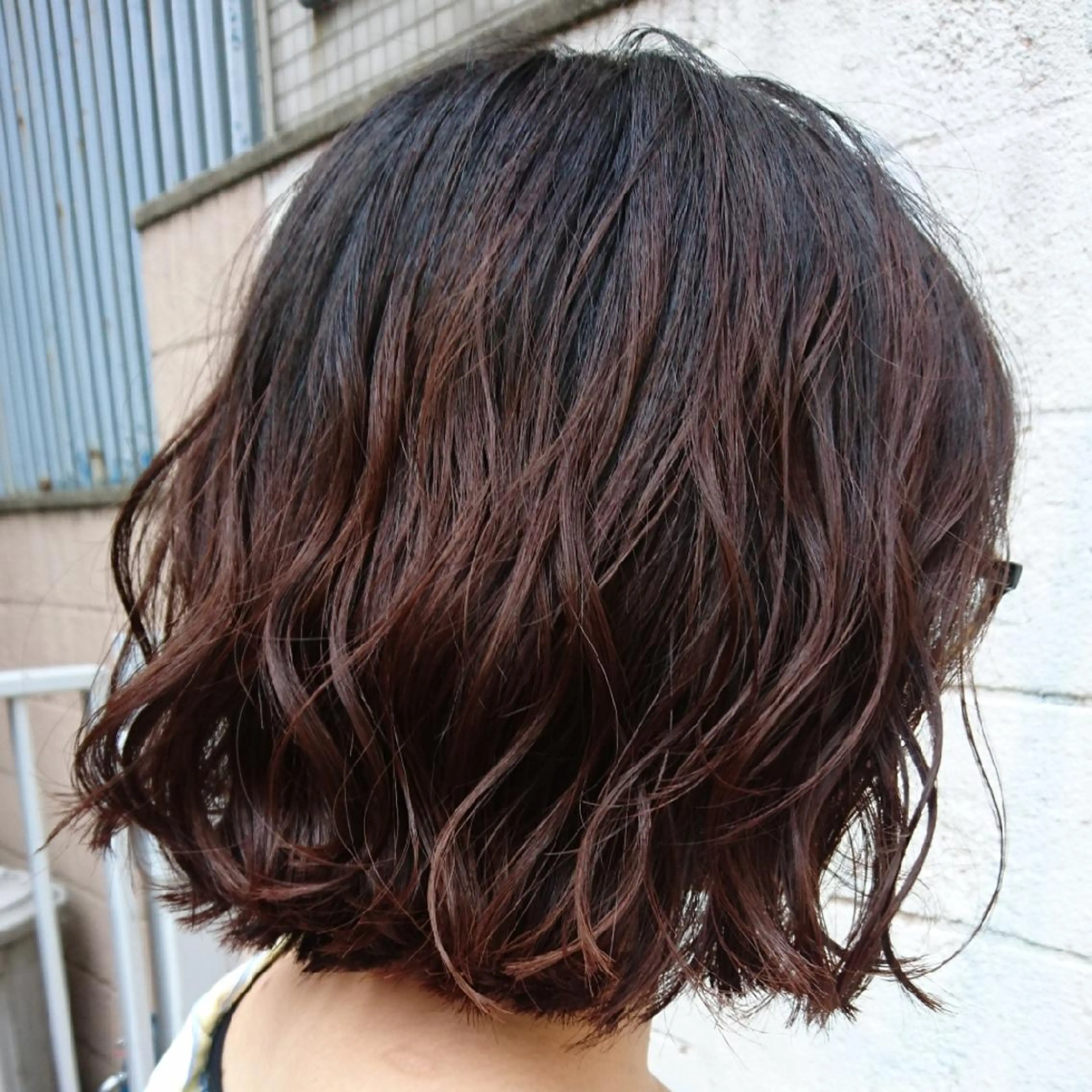 ショート カラー 切りっぱなしボブ グラデーションカラー ボブ カット ヘアカラー 大人ショートのスペシ ャリスト✨️井上雄輝のヘアスタイル