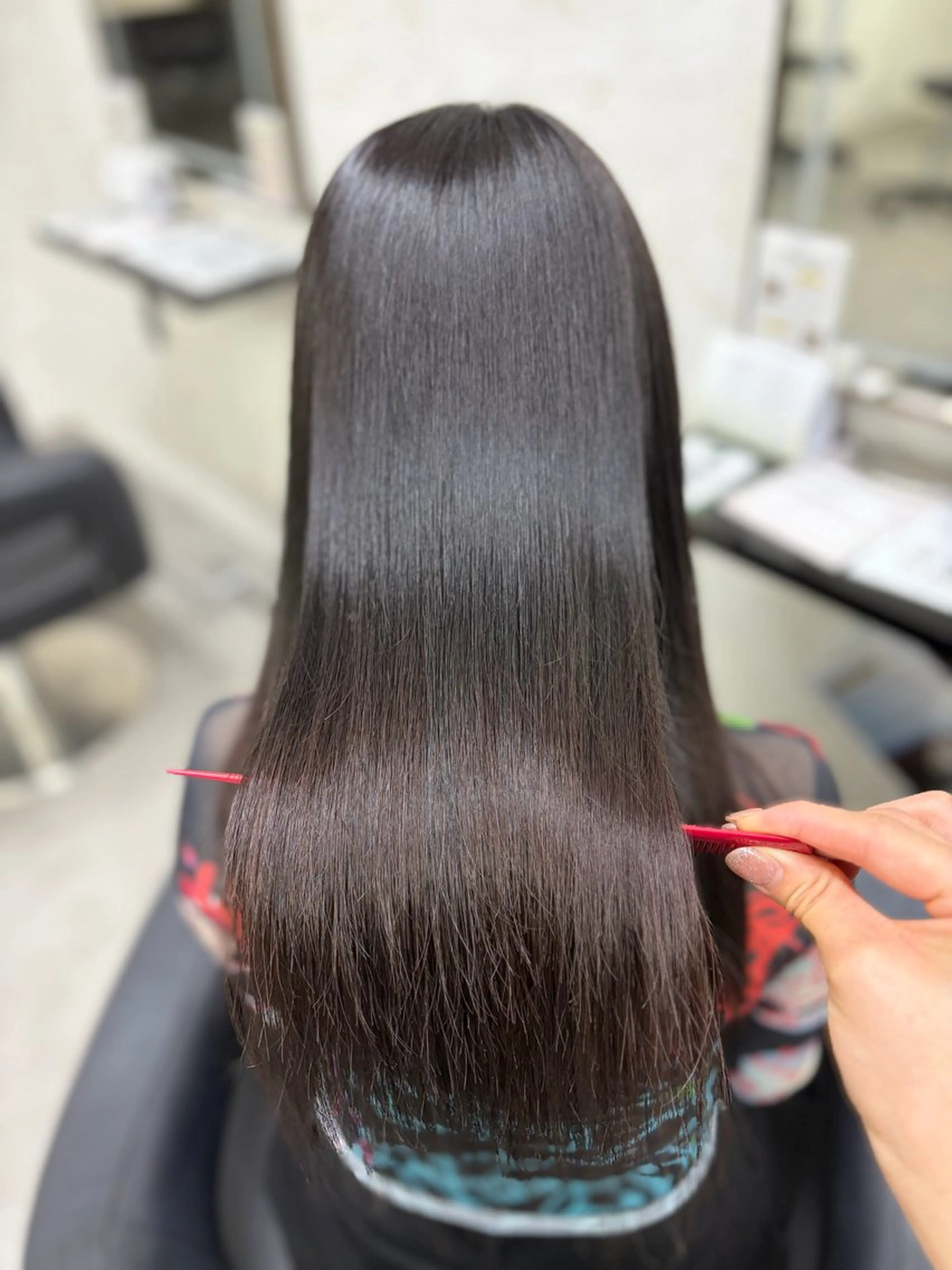 ロング カット 縮毛矯正 トリートメント 縮毛矯正/レイヤー カットtomonaのヘアスタイル