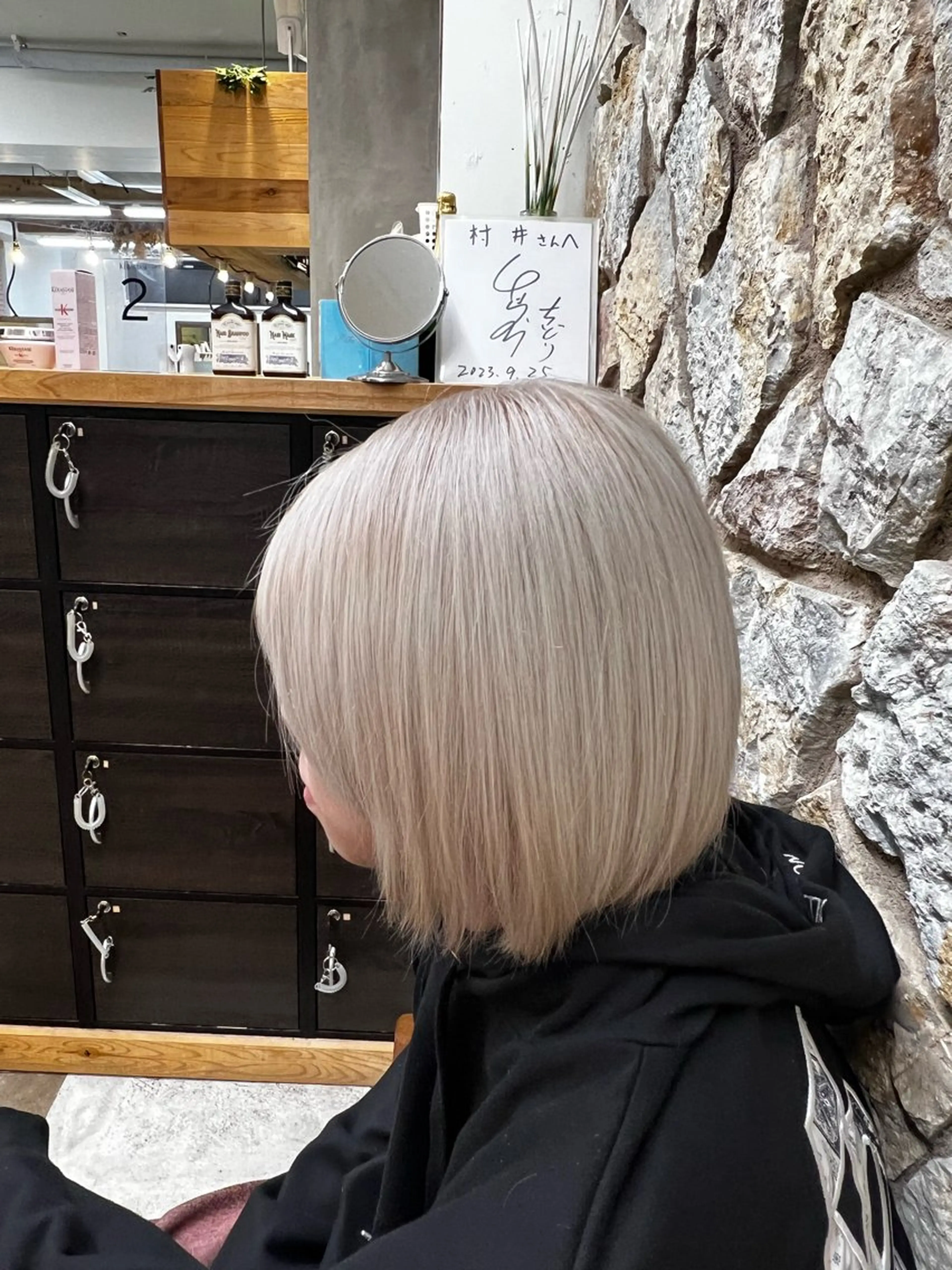 カラー ベージュカラー ブリーチ ミルクティーベージュ ホワイトミルクティーベージュ 野原 大騎のヘアスタイル