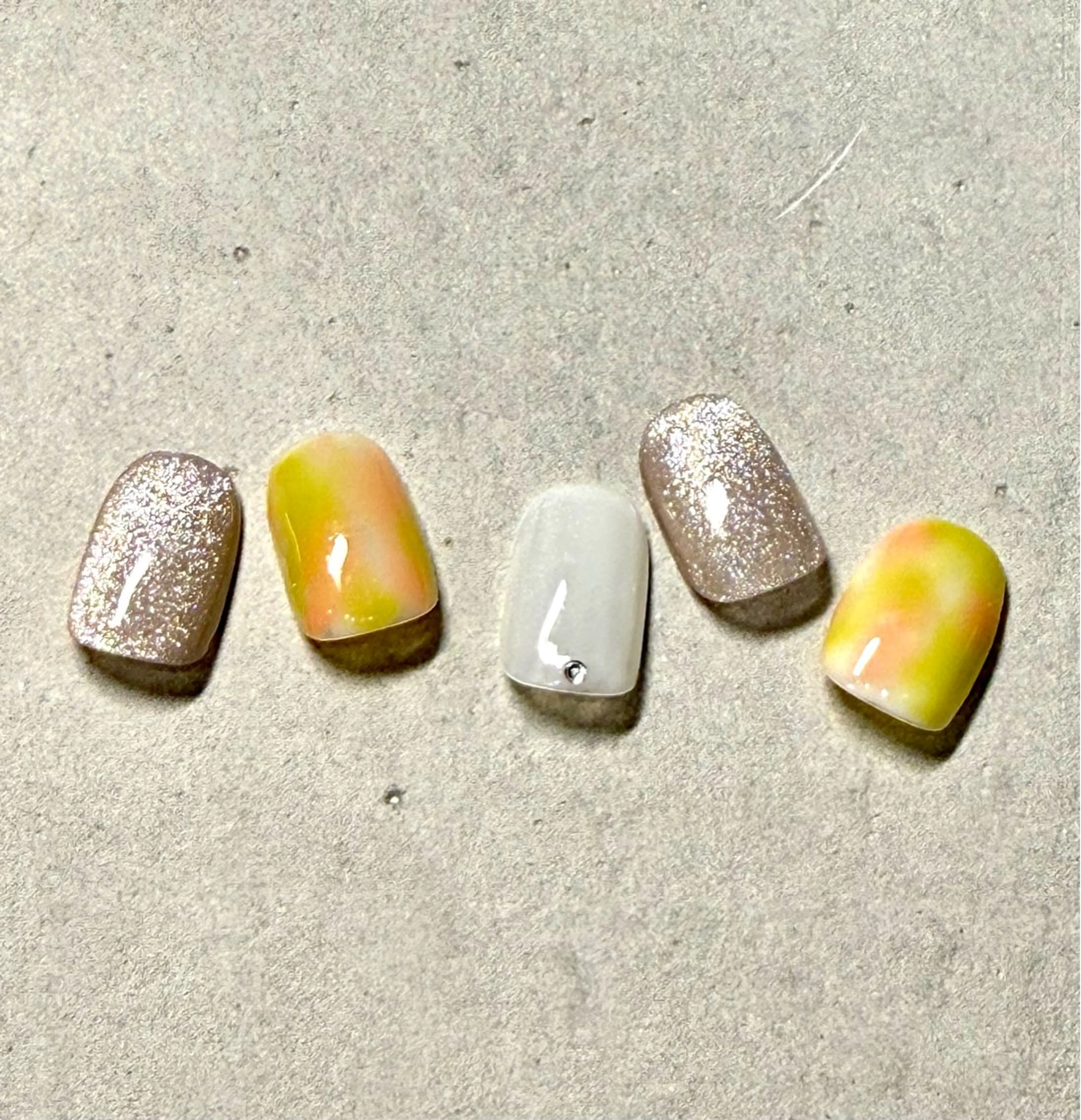 ネイル Zina豊洲店 Makiのネイルデザイン