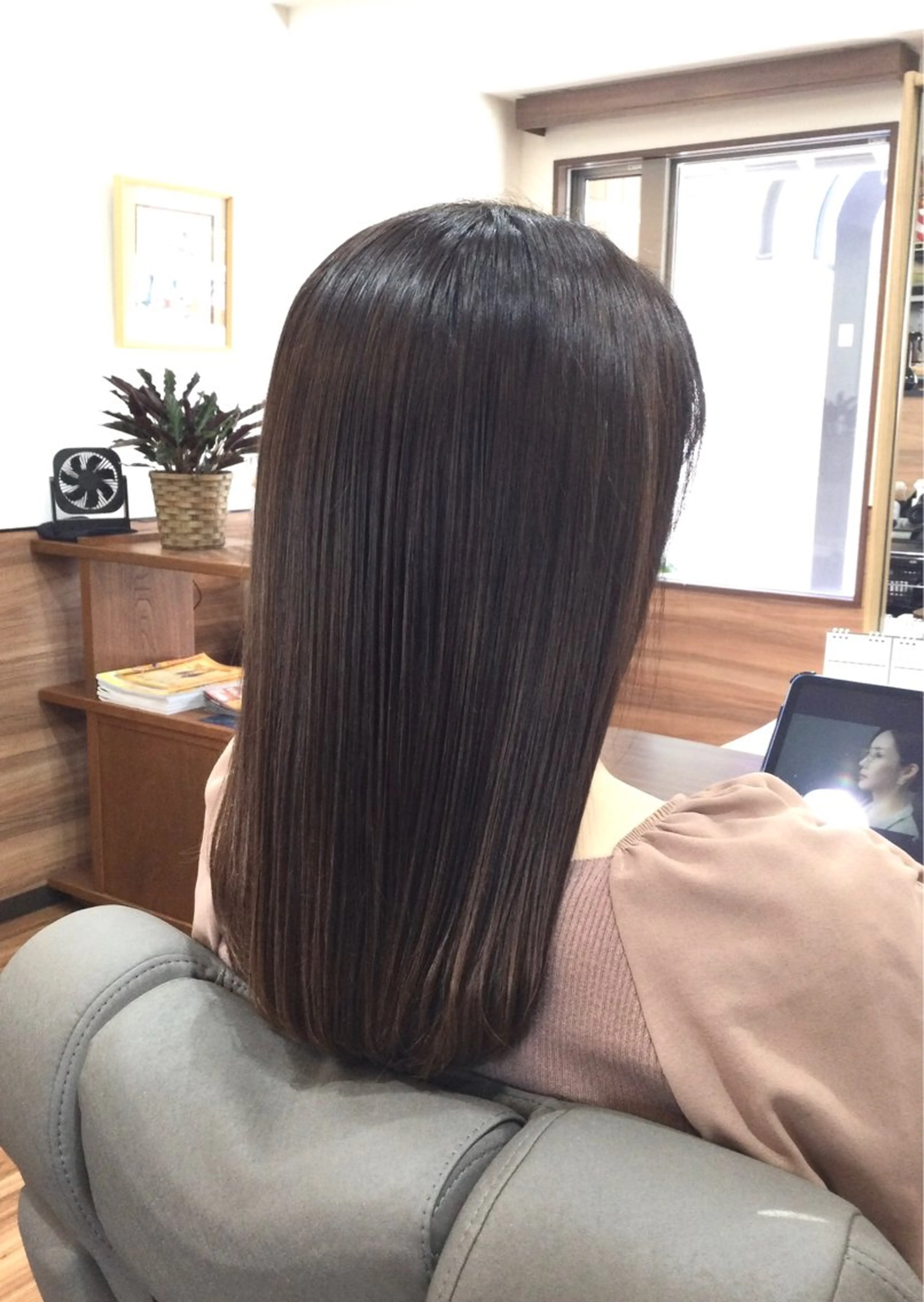 ロング カラー Annon プライベートサロンのヘアスタイル