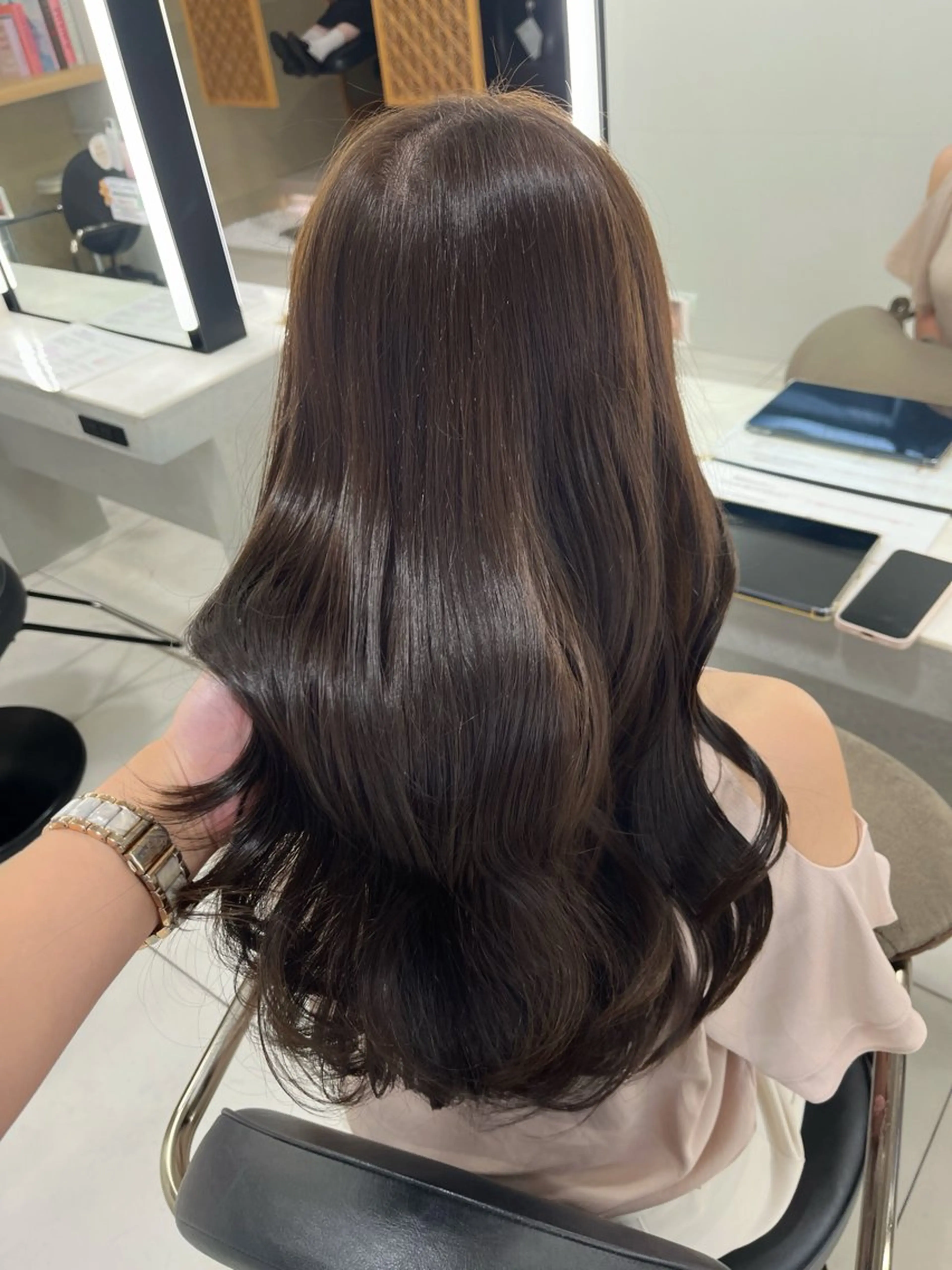 ロング カット ヘアカラー トリートメント 🎀透明感カラー🎀 稲垣至恩🎀のヘアスタイル