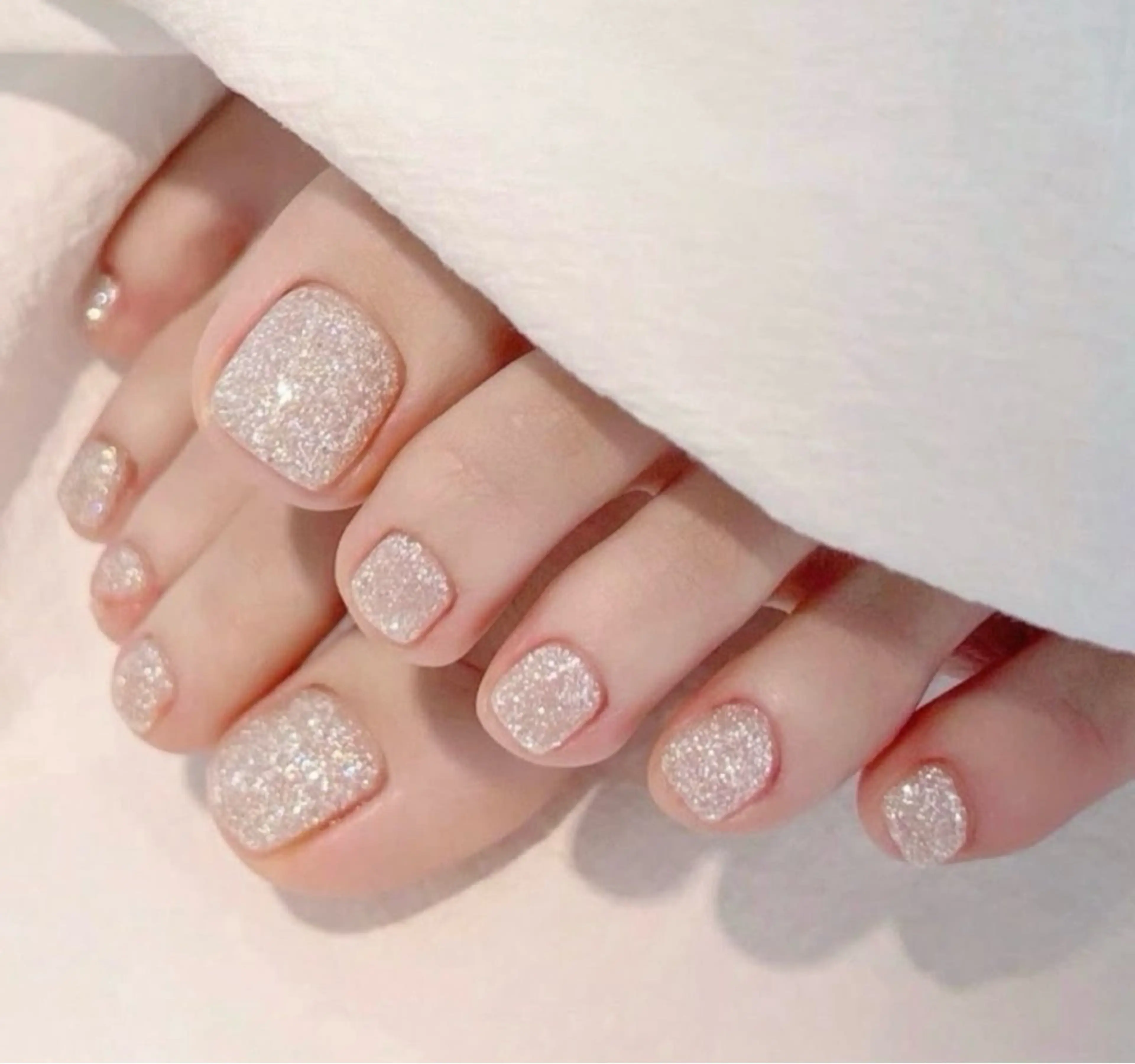 カラー グラデーションカラー ピンクカラー フットネイル AIN Nailのネイルデザイン