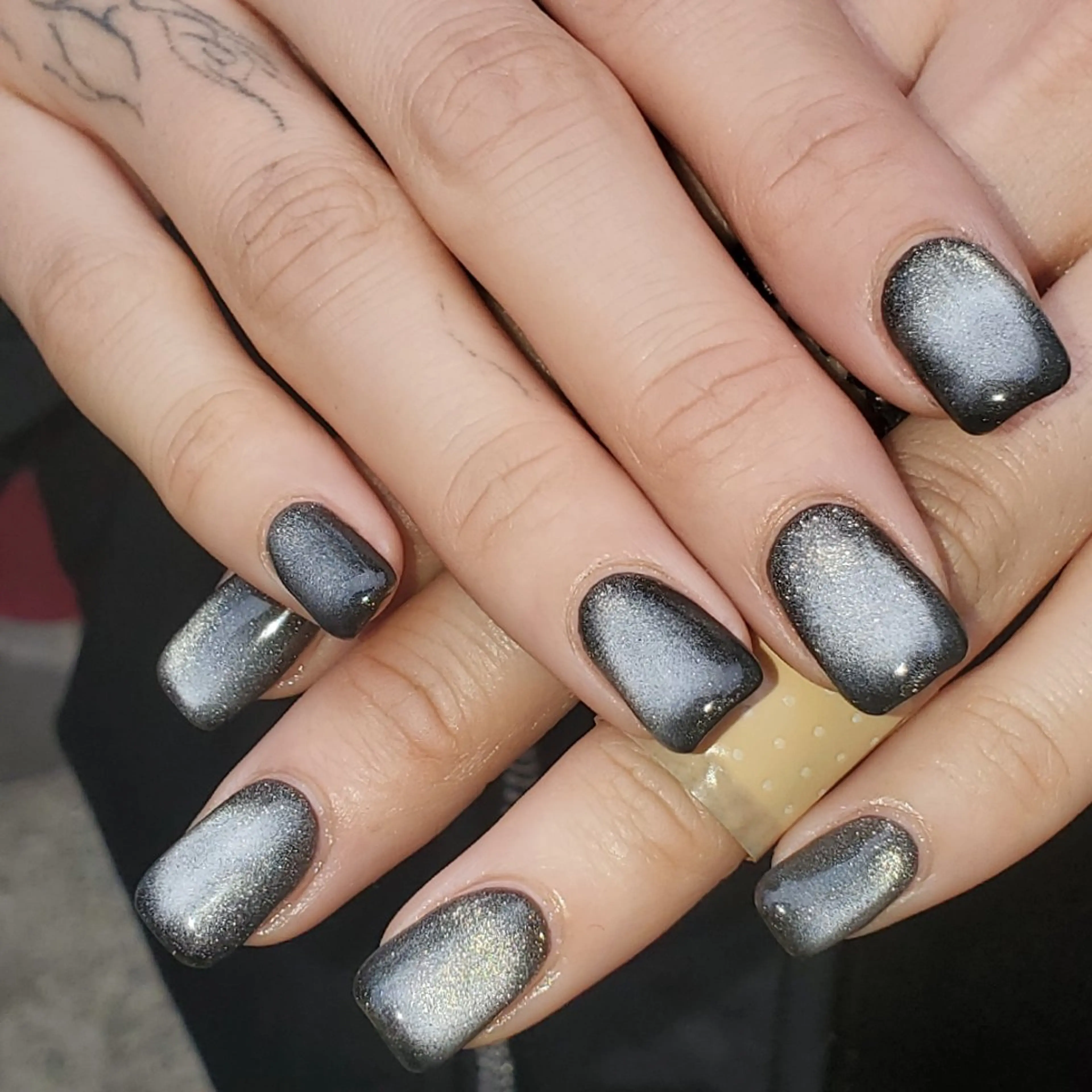 ネイル マグネットネイル MoM マムネイル原宿のネイルデザイン