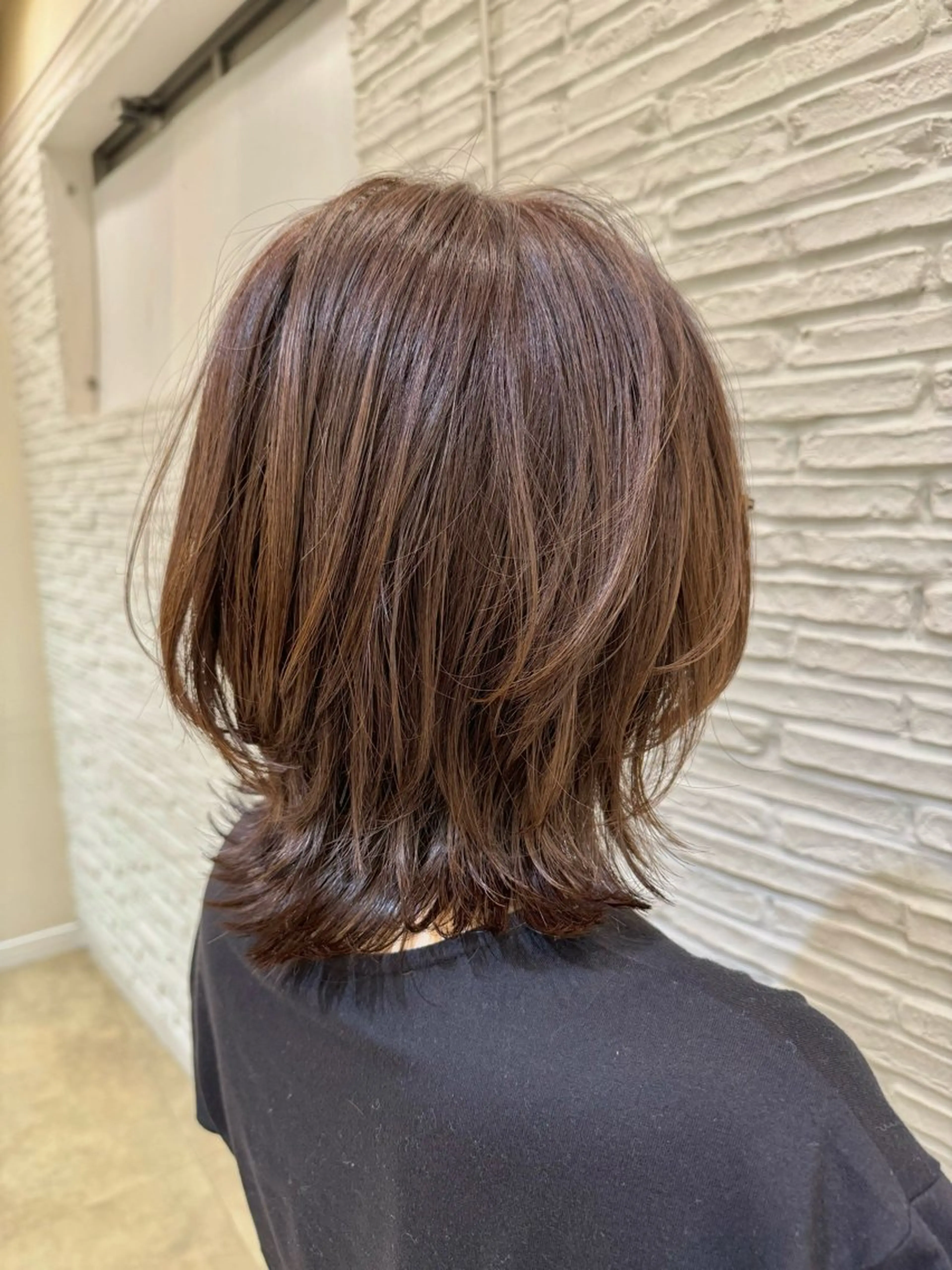 ミディアム ミディアムレイヤー レイヤーカット 前平 友慈のヘアスタイル