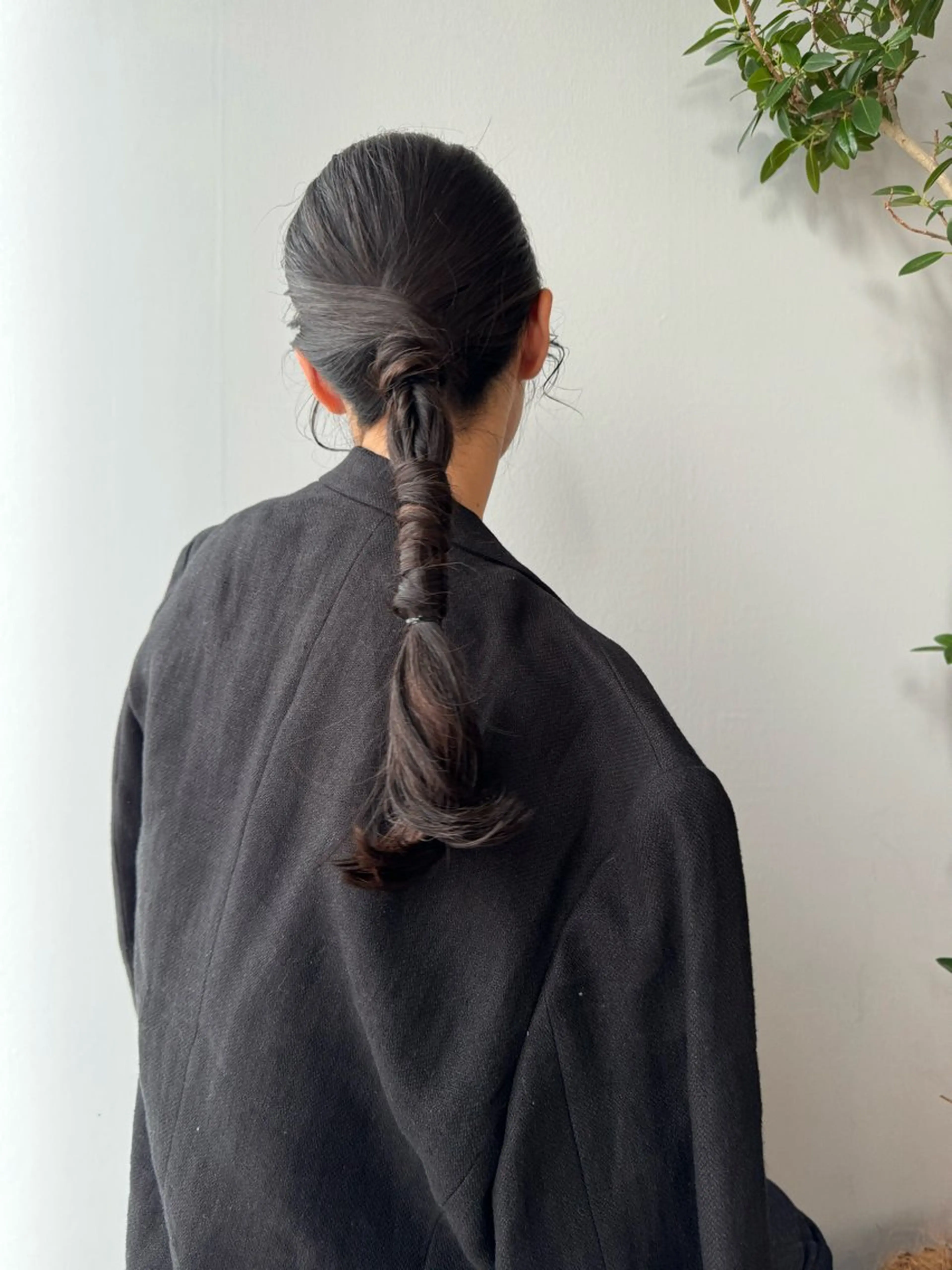 ロング 岸川 恭子のヘアスタイル