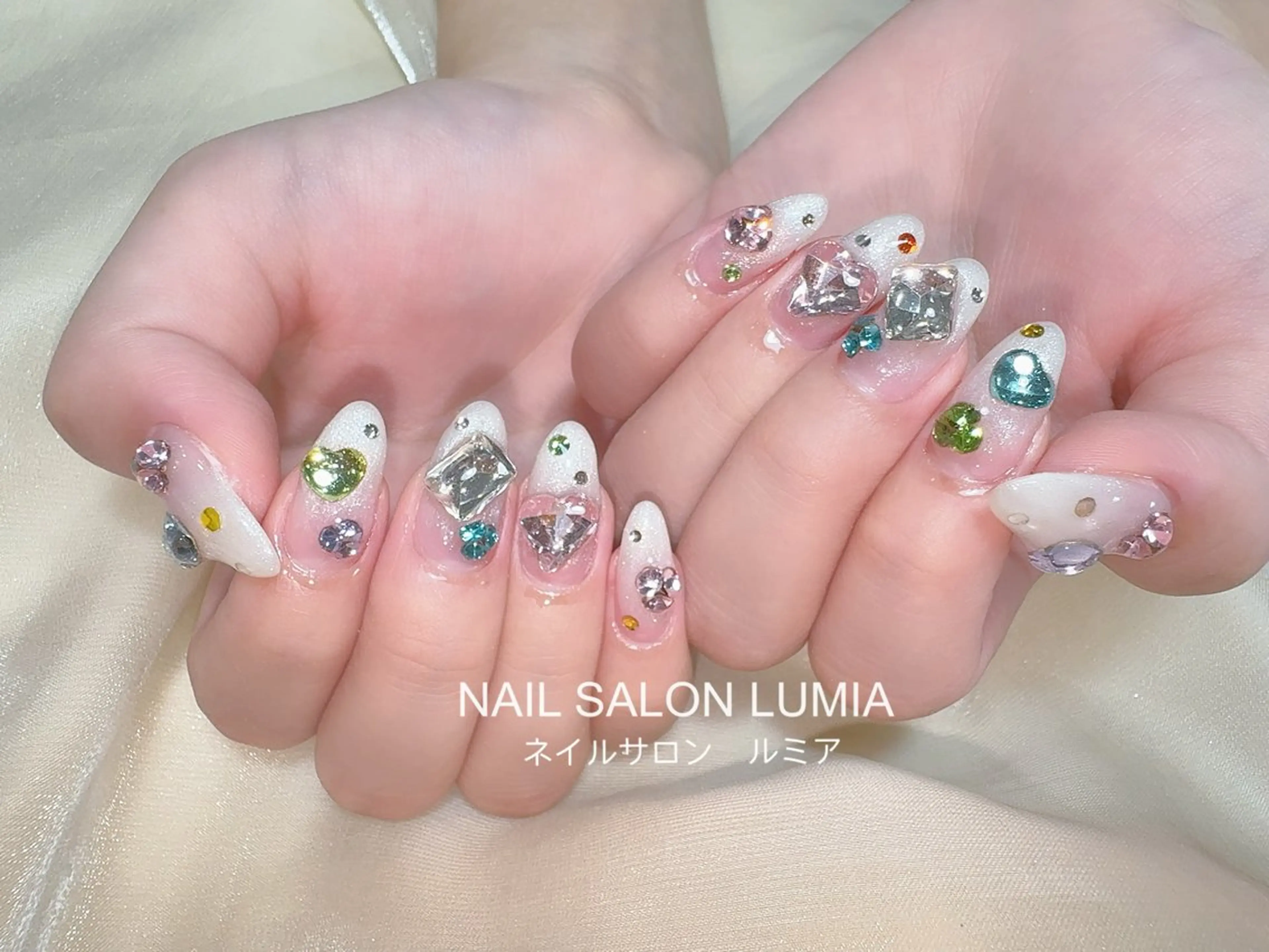 ネイル ハンドネイル ネイルサロン ルミア Lumia 店長のネイルデザイン