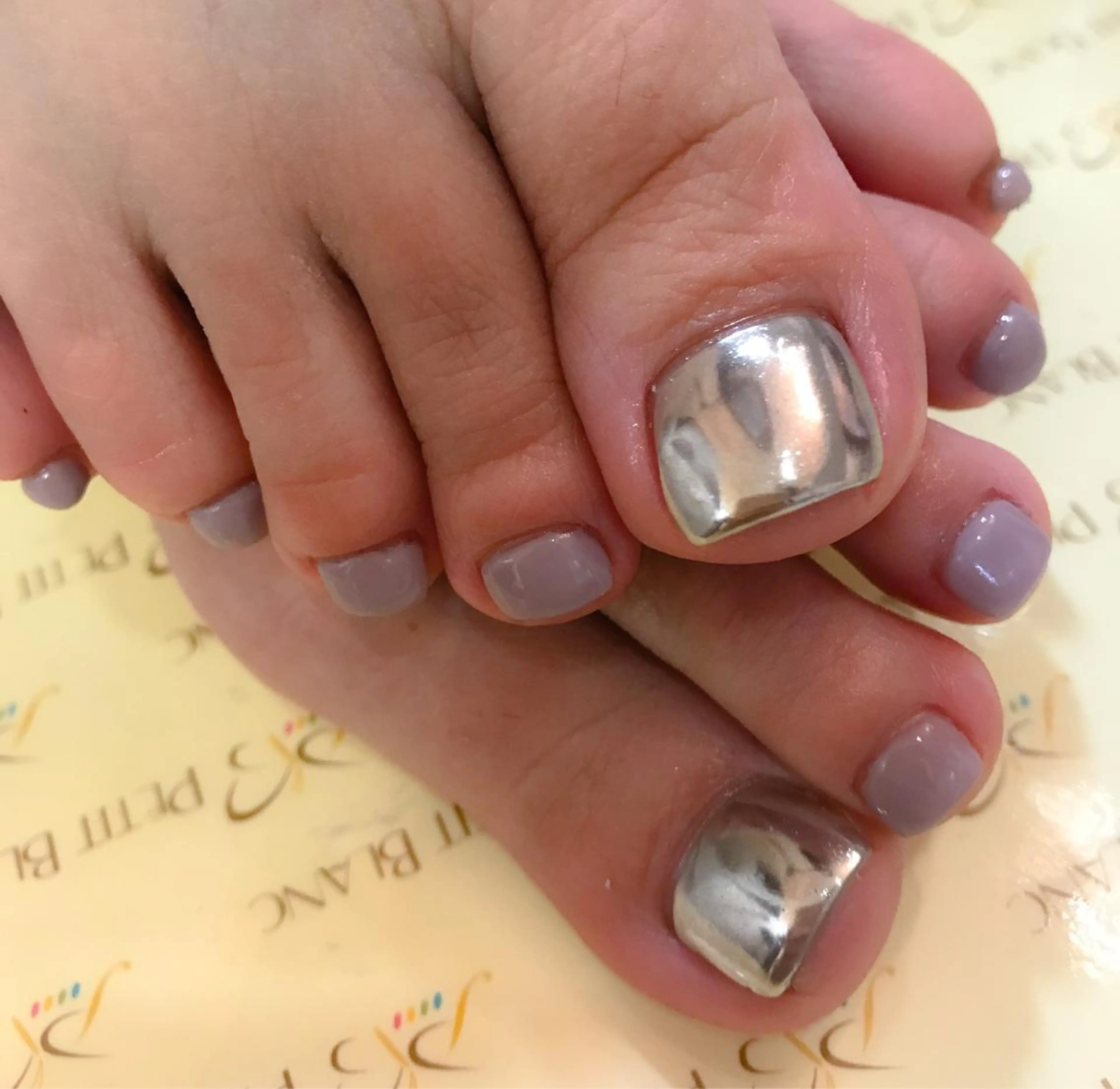 ネイル PetitBlanc KAZUKIのネイルデザイン