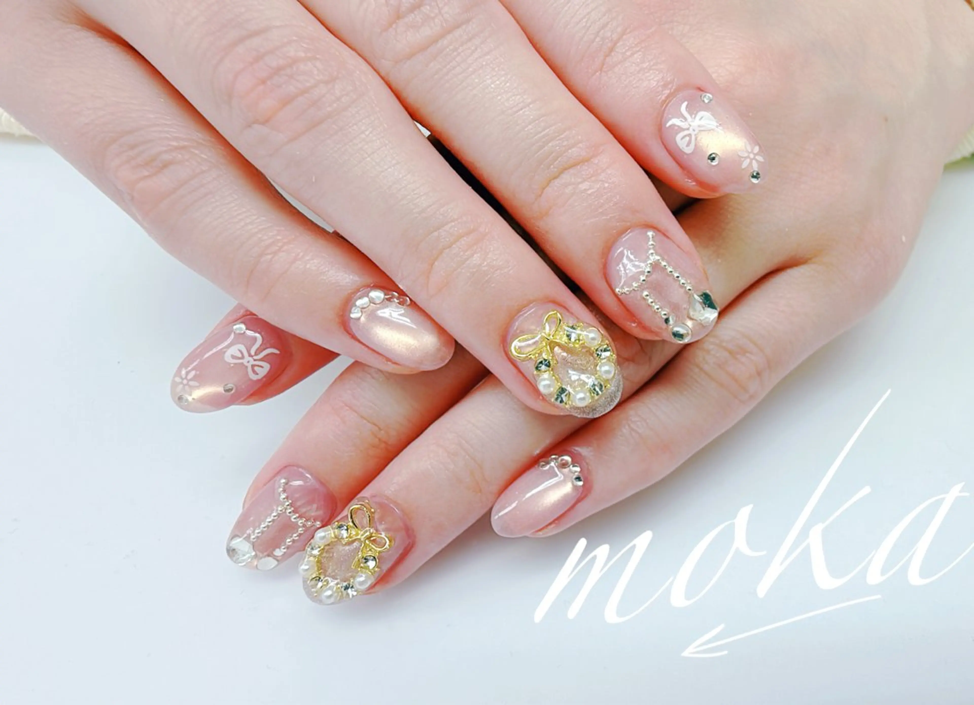 ネイル 胡蝶蘭レディースサロ ンNailMOKAのネイルデザイン