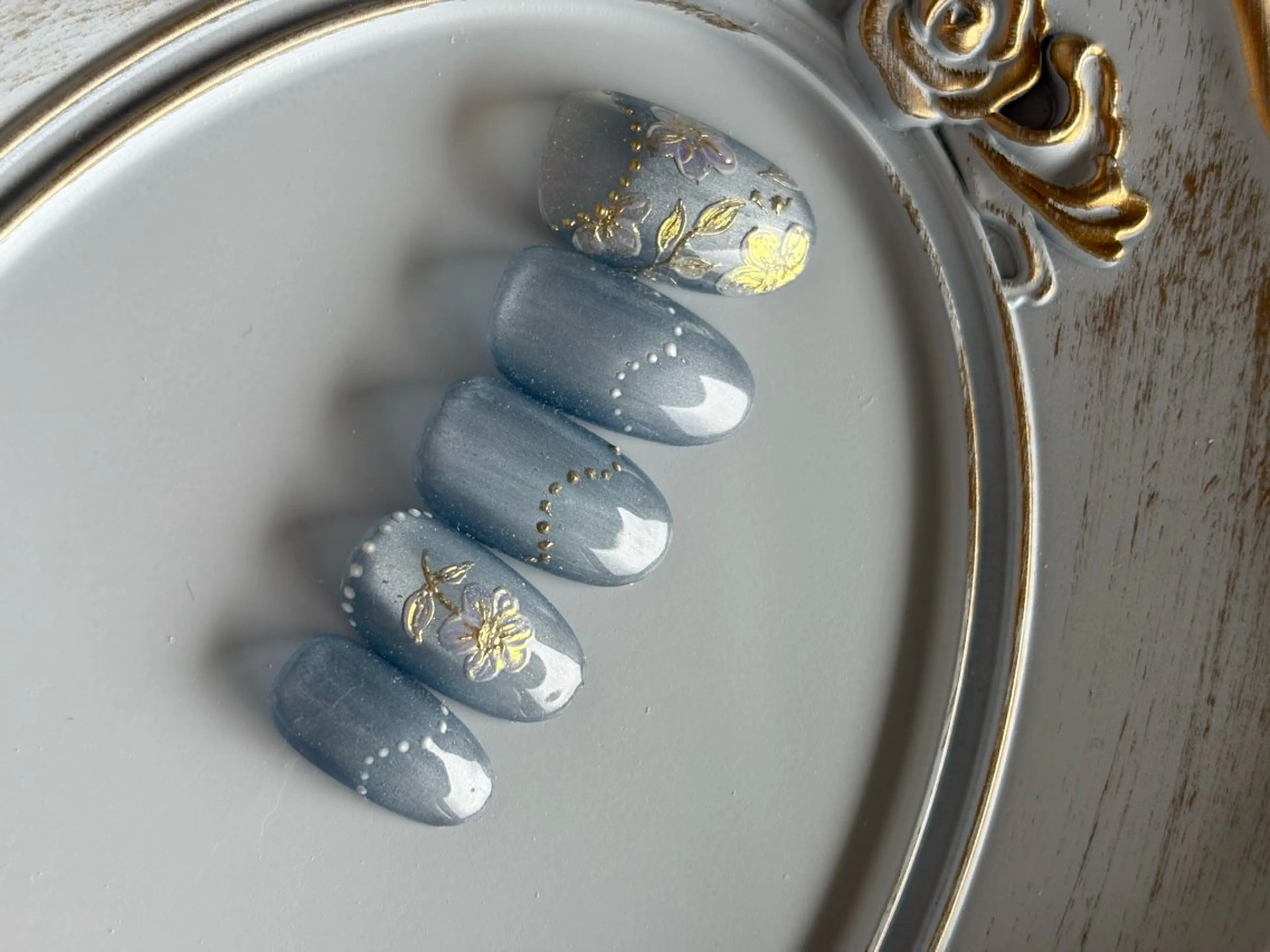 ネイル フラワーネイル マグネットネイル ハンドネイル FIORITURA Maikoのネイルデザイン