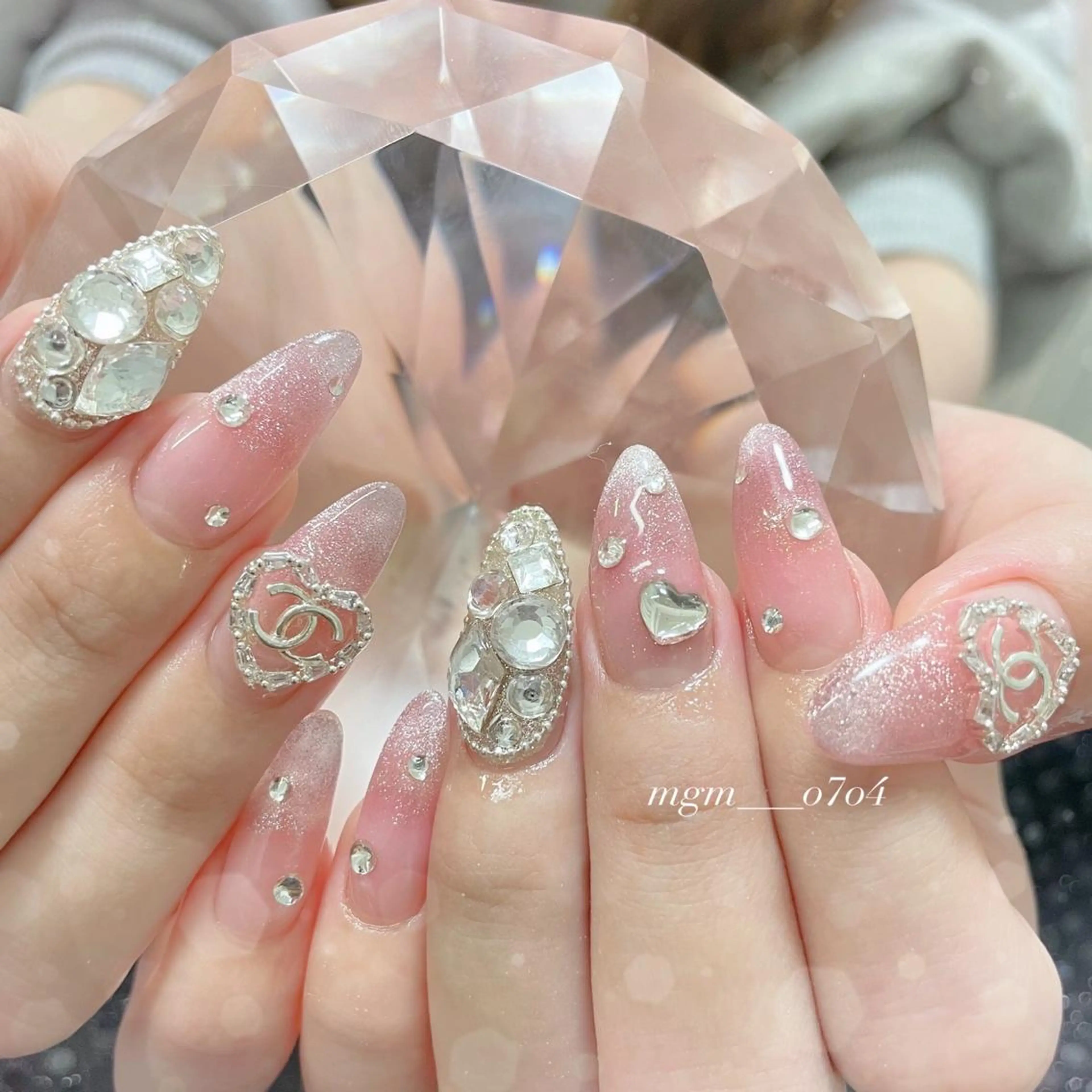 ネイル ハンドネイル ハンドケア MoON...❤︎ MeGuのネイルデザイン