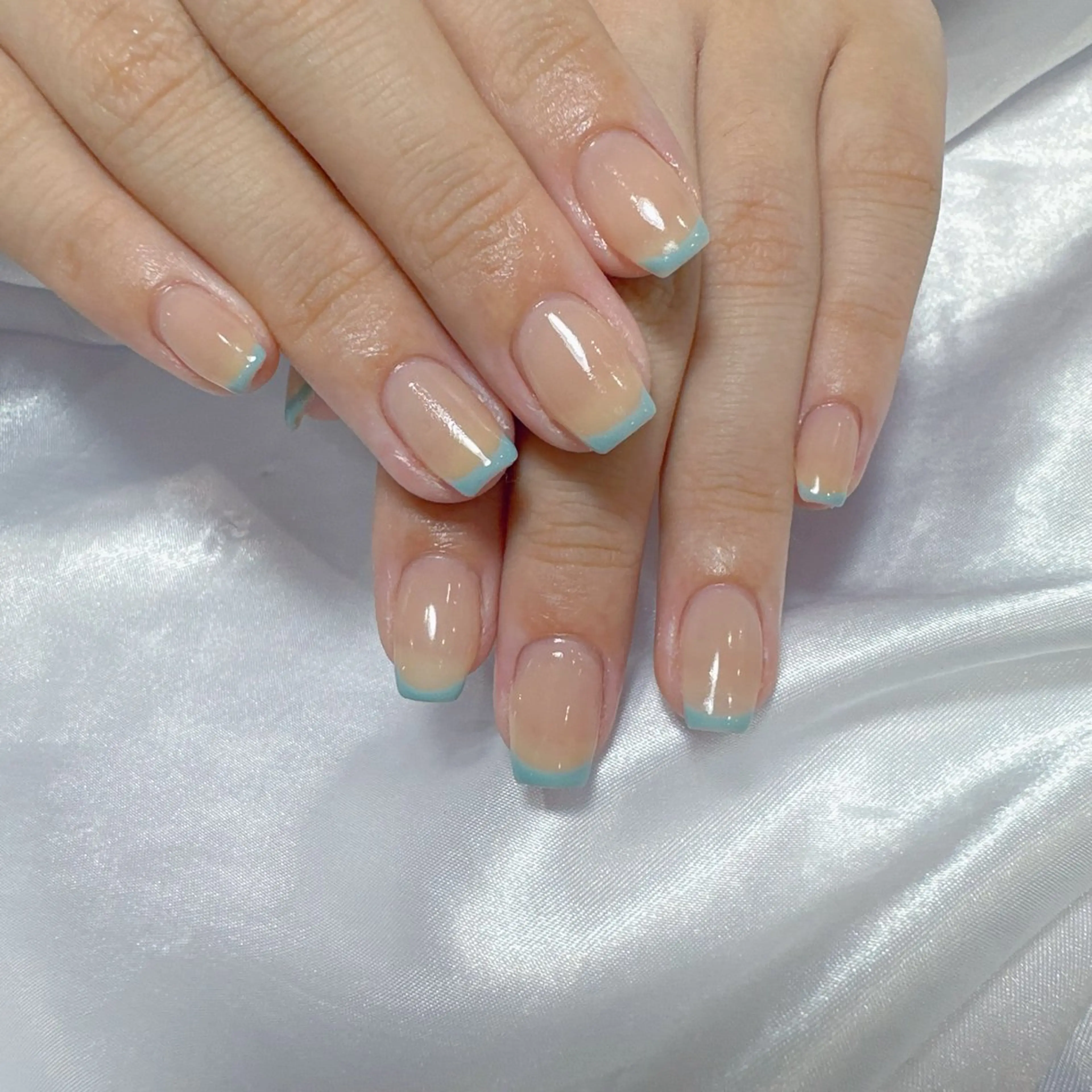 ネイル アートネイル フラッシュネイル フレンチネイル ジェルネイル ガラスフレンチ ハンドネイル You&Me Miyuのネイルデザイン