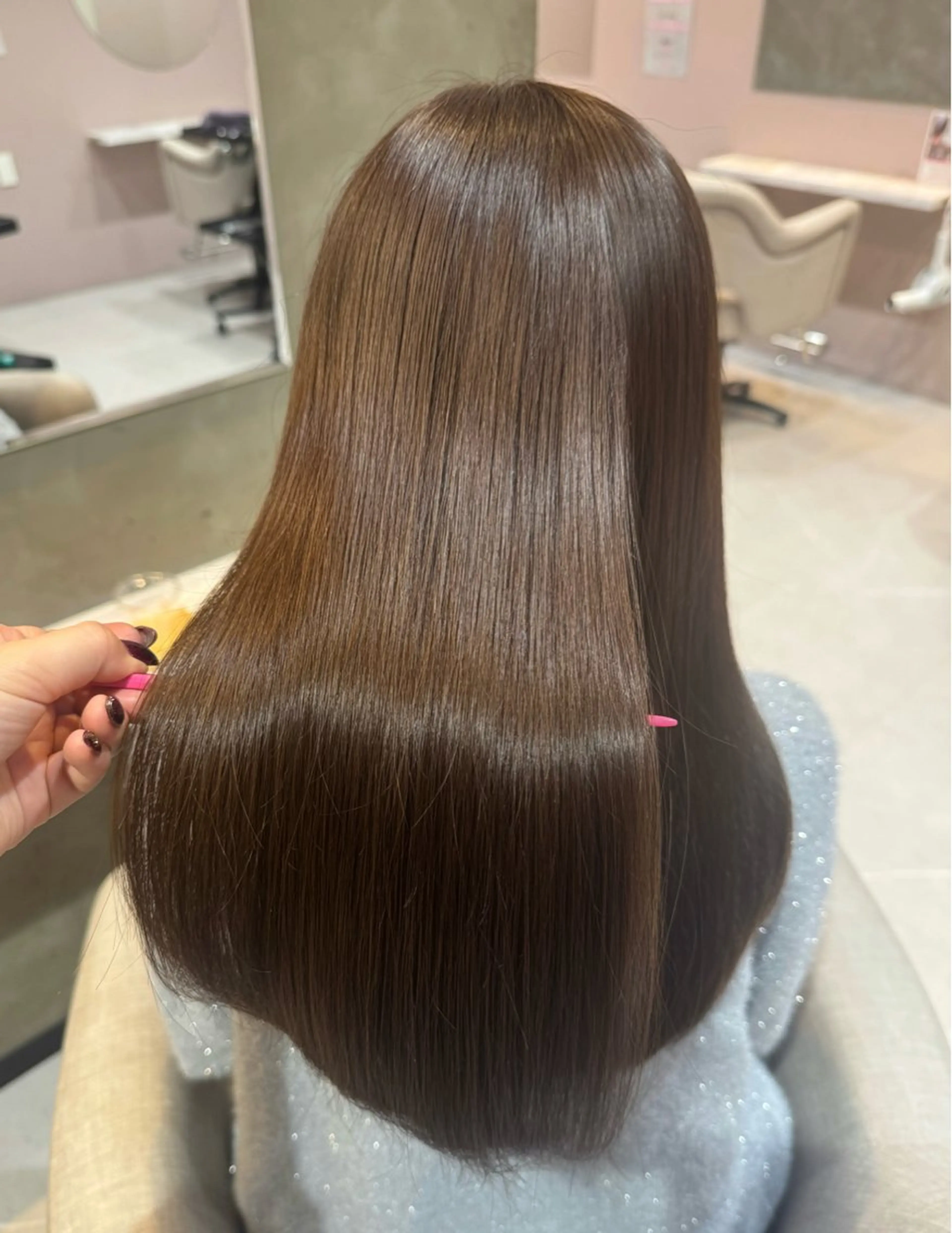 セミロング ヘアカラー VOGUE所属・✨髪質改善･レイヤー ✨chihiroのヘアスタイル