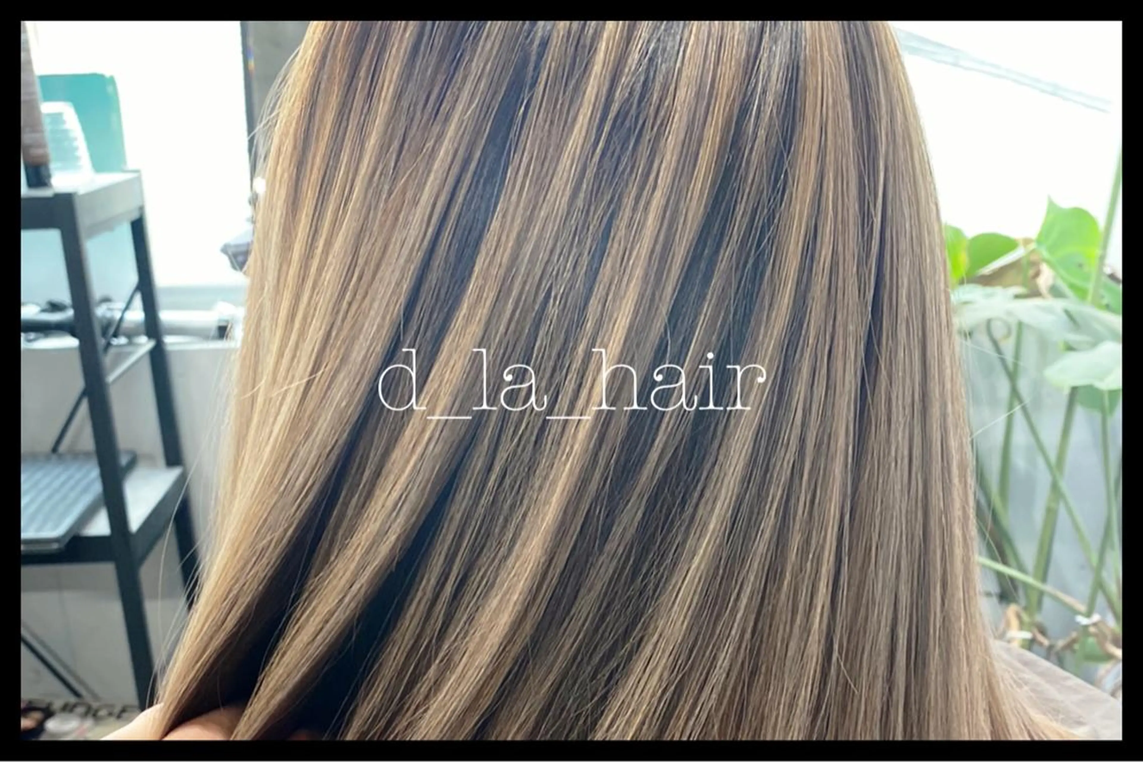 セミロング カラー ヘアアレンジ 【艶髪×韓国風】 毛流れ職人 RYOのヘアスタイル