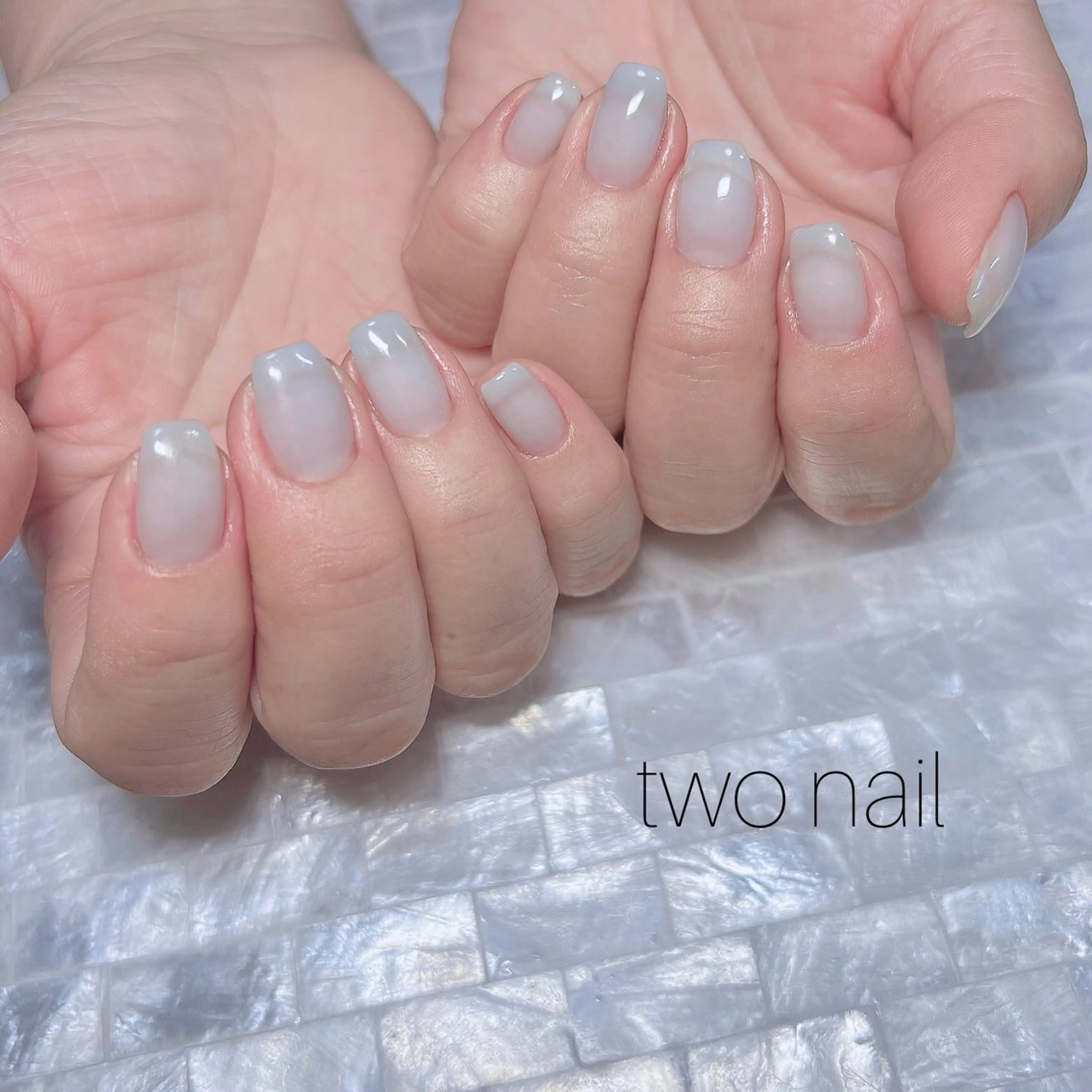 ネイル ネイルチップ ホワイト ハンドネイル two nailのネイルデザイン