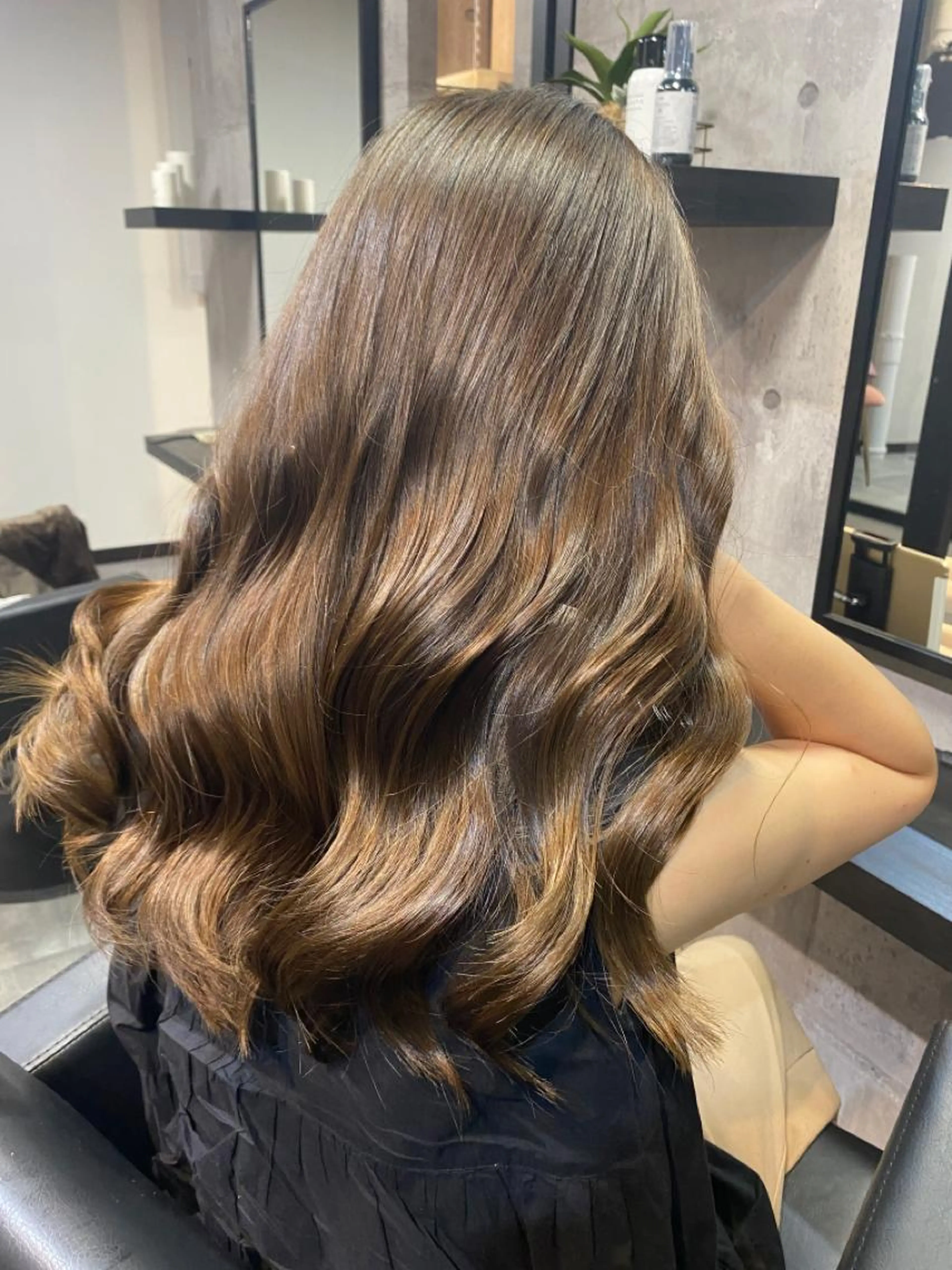 次回縮毛矯正の間にする最高のトリートメント+メンテナンスカット✨その時の髪の状態に合わせてベストなトリートメントを！の写真