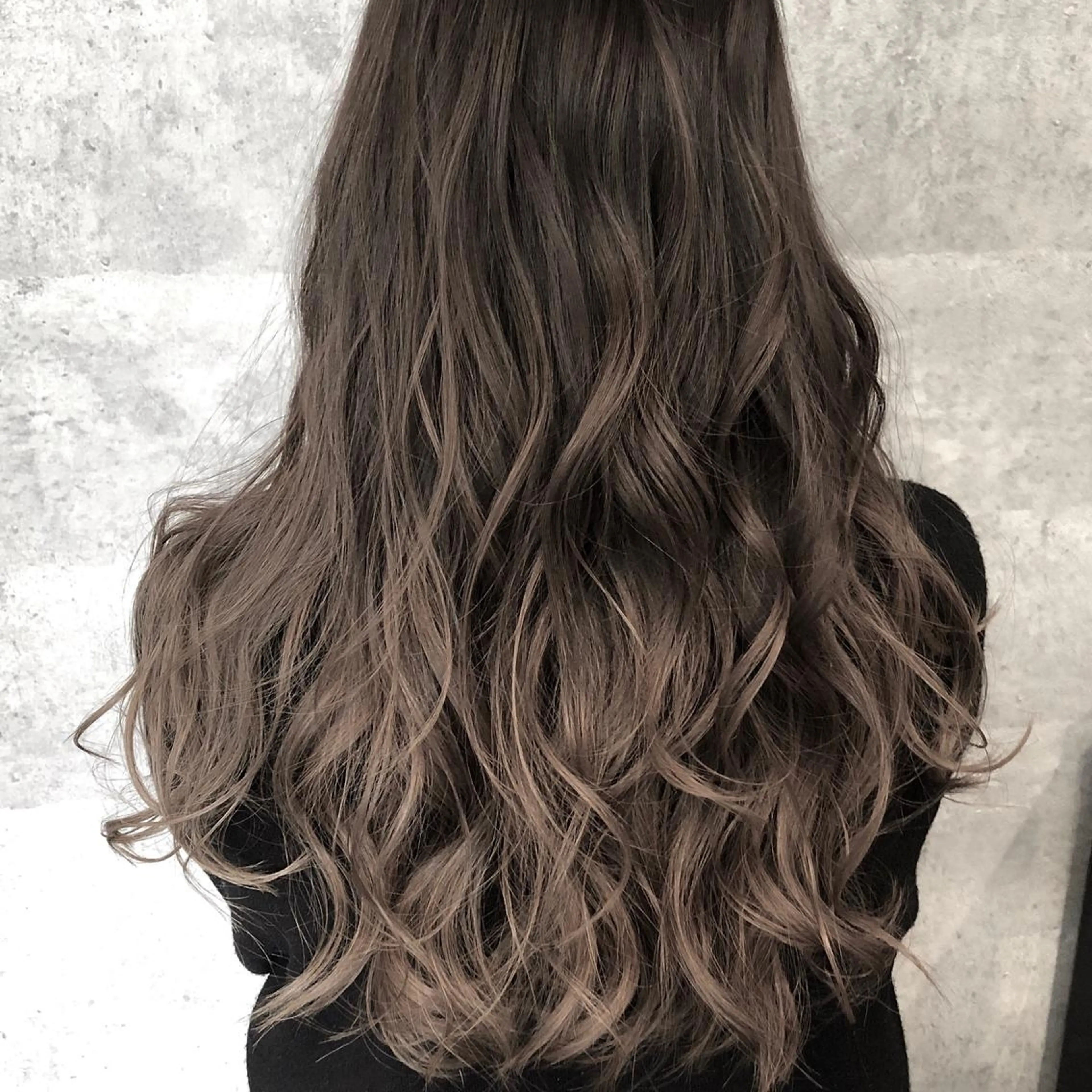 ロング カラー カット ヘアカラー トリートメント ✨MiL✨ ✨心斎橋✨のヘアスタイル