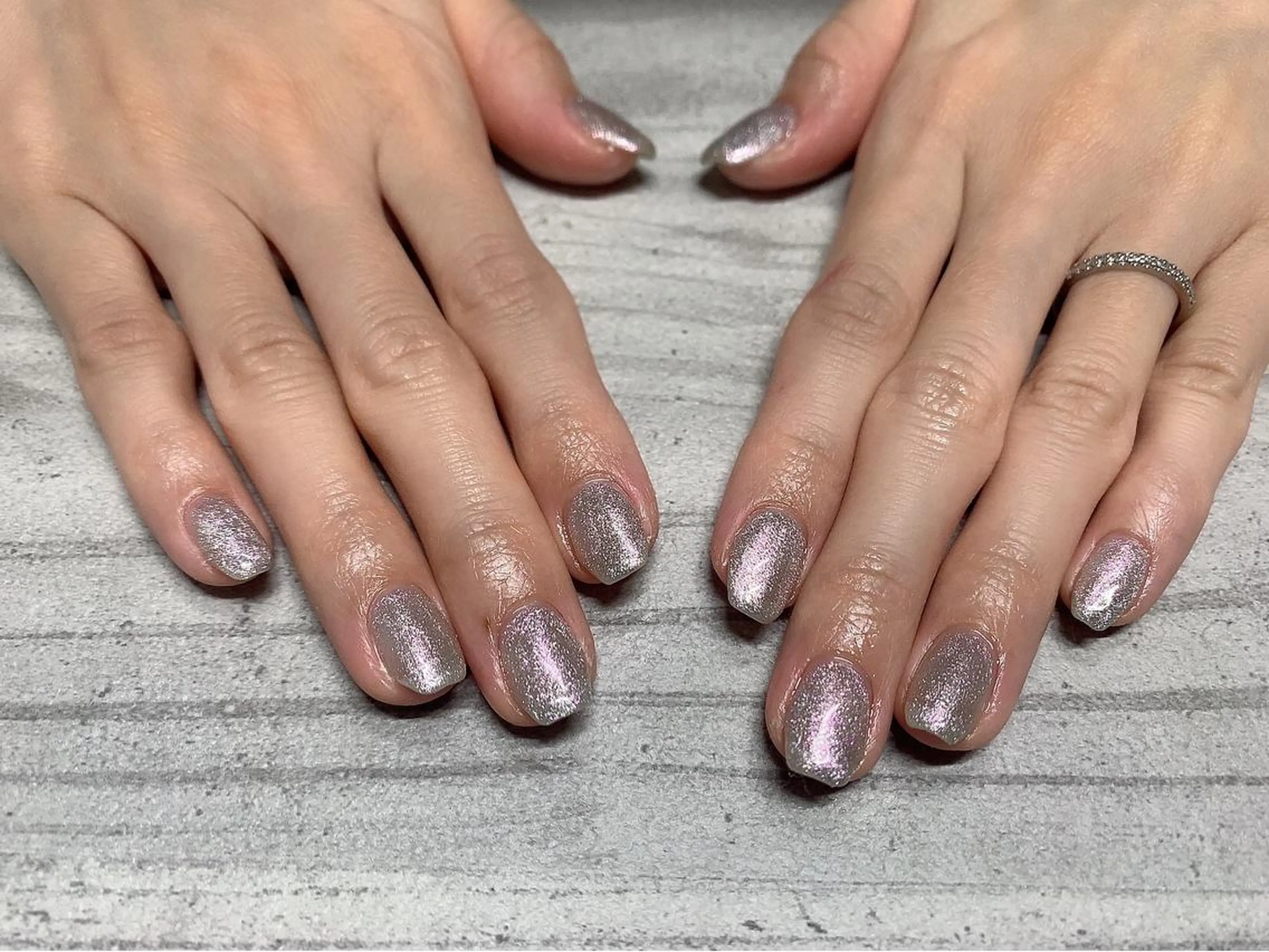 ネイル キラキラネイル マグネットネイル ハンドネイル mogunail &blowのネイルデザイン