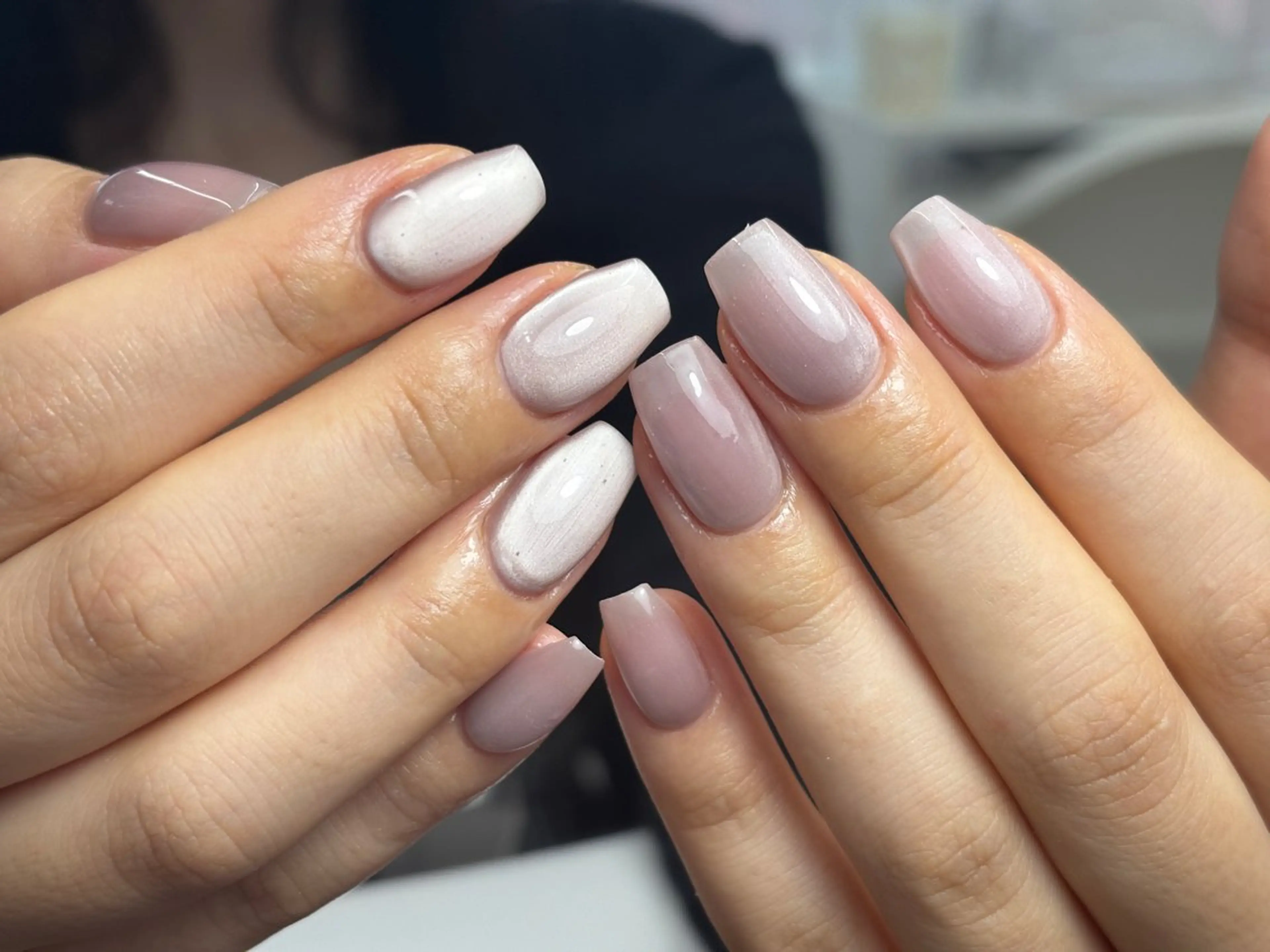 ロング ハンドネイル トゥー フエンのネイルデザイン