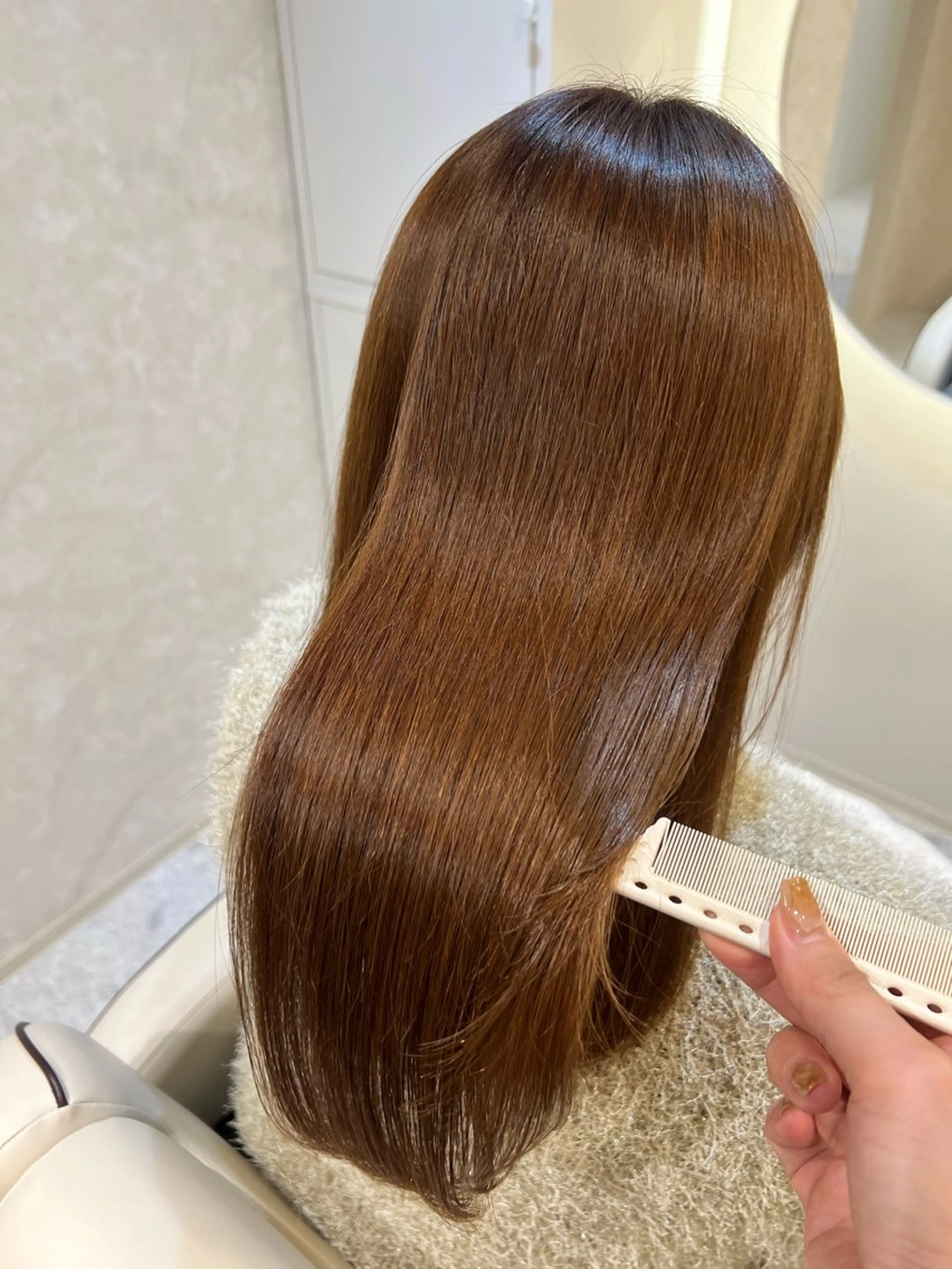 セミロング 髪質改善 カット ヘアカラー 🫧ツヤ髪個室美容室 安食茉莉🫧のヘアスタイル