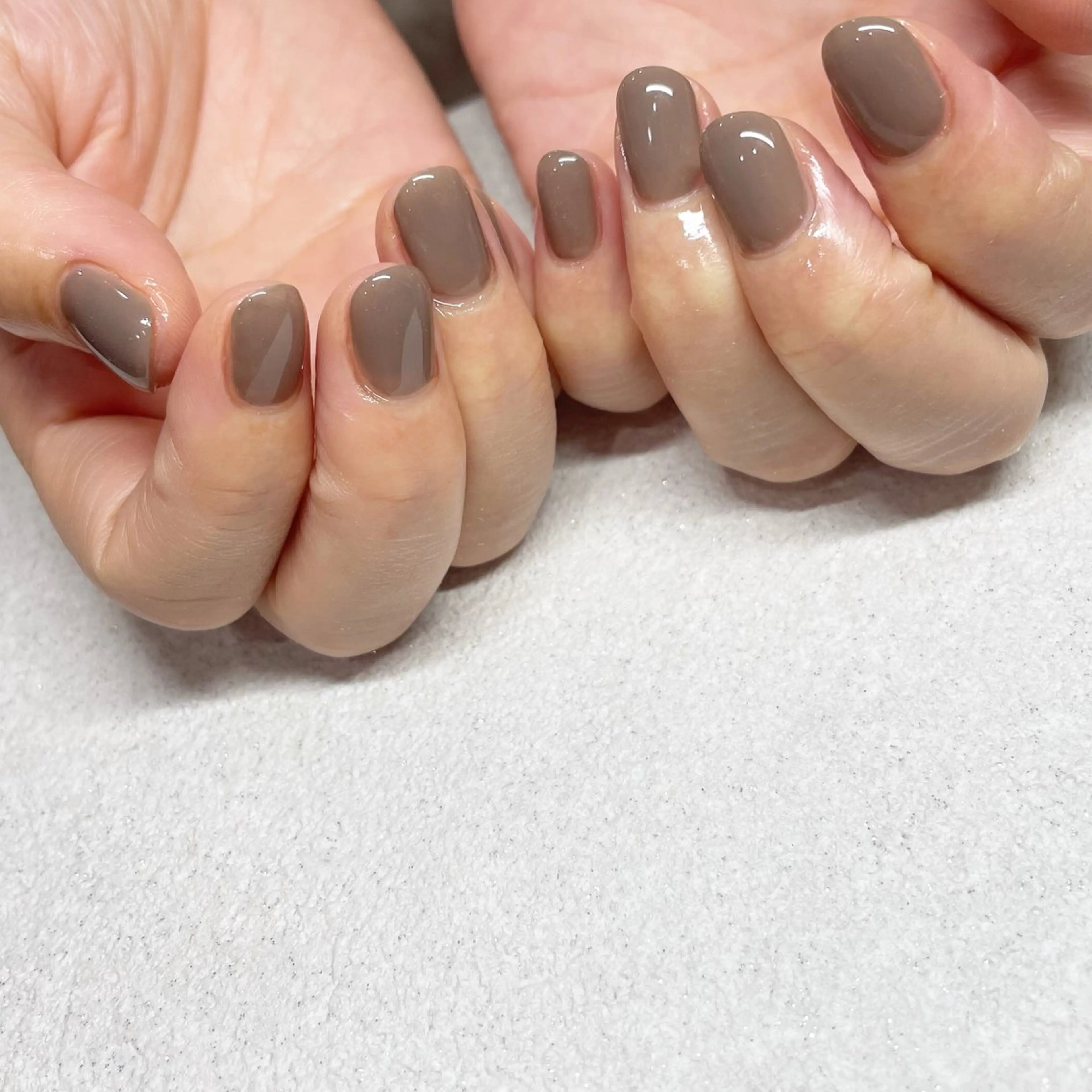 ネイル パラジェルサロン 大人女性が通うサロンのネイルデザイン