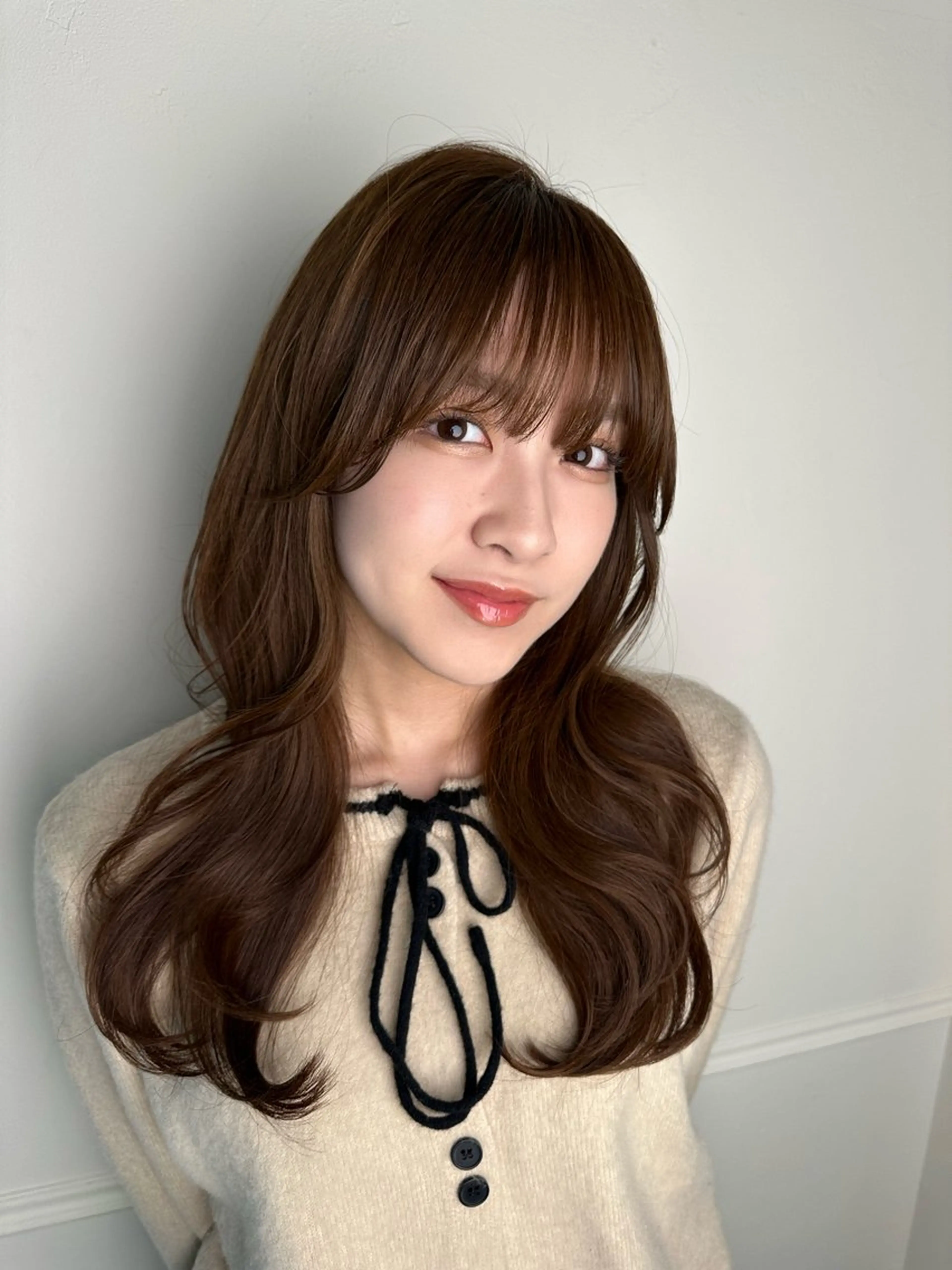 セミロング カラー ヘアカラー トリートメント 🖤KURUMI🖤 潤艶・髪質改善のヘアスタイル