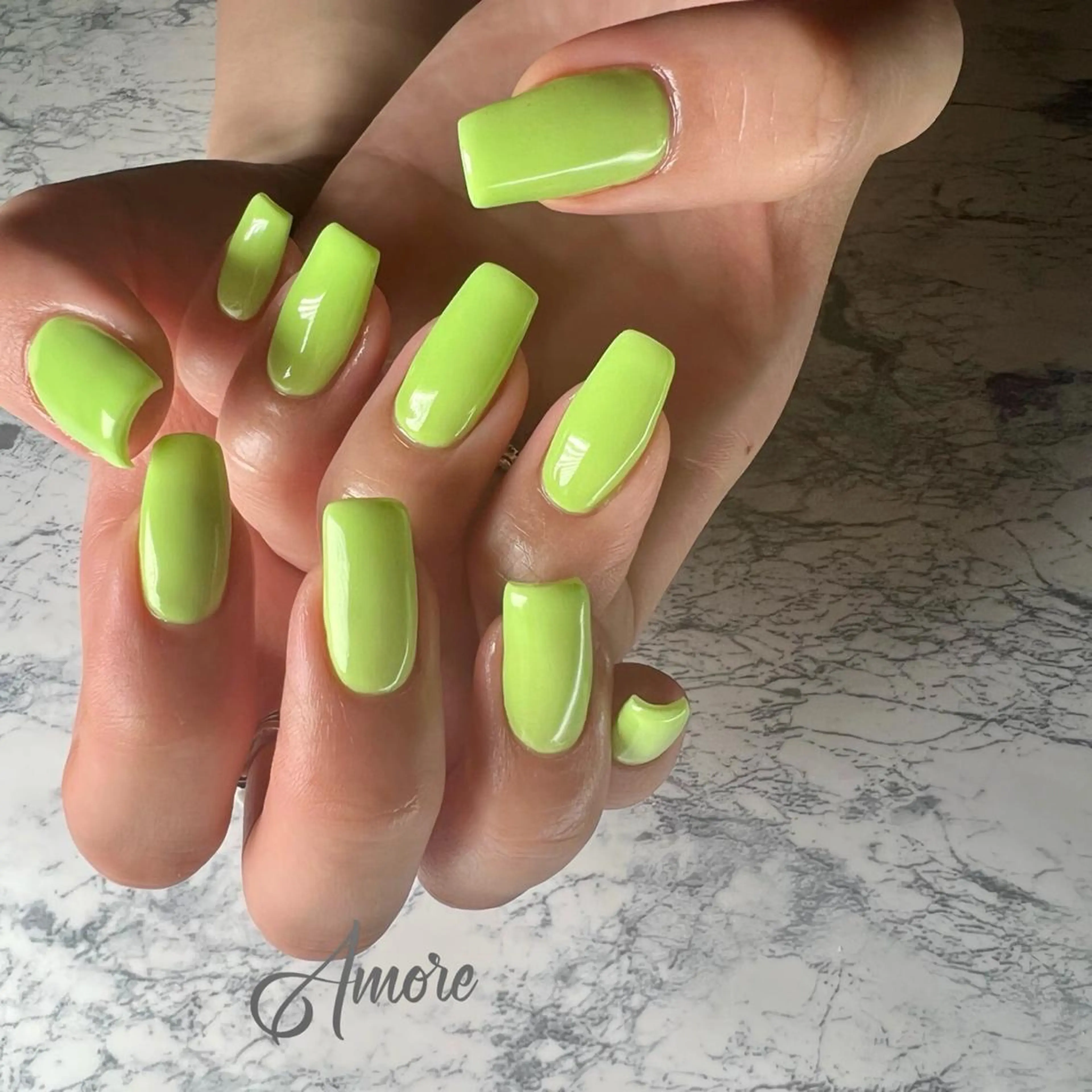 ネイル ジェルネイル 氷ネイル・うるうるネイル マグネットネイル ミラーネイル ニュアンスネイル You kyehwaのネイルデザイン