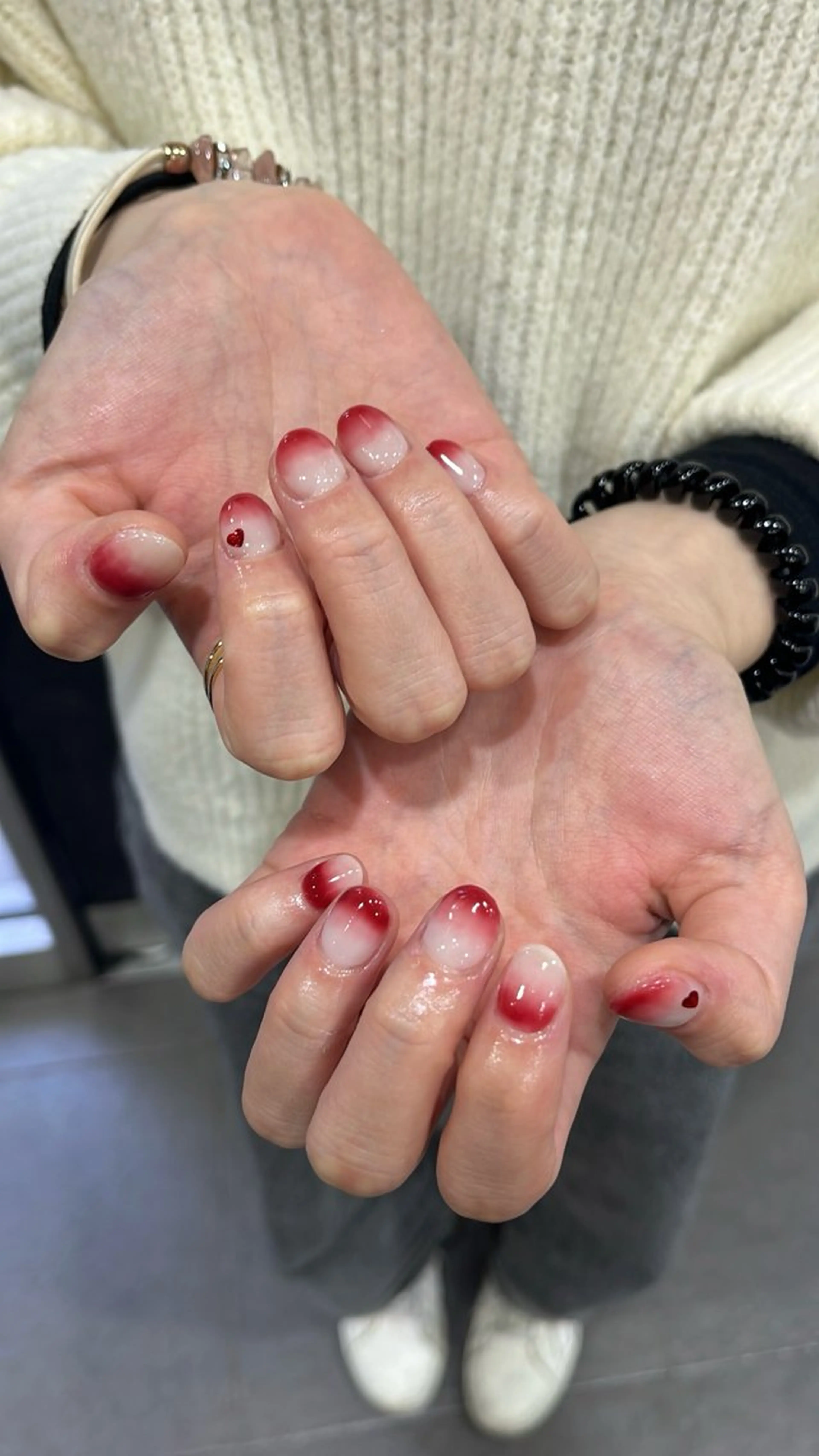 ネイル ハンドネイル waka❤️✨ レイヤーボブ/エクのヘアスタイル