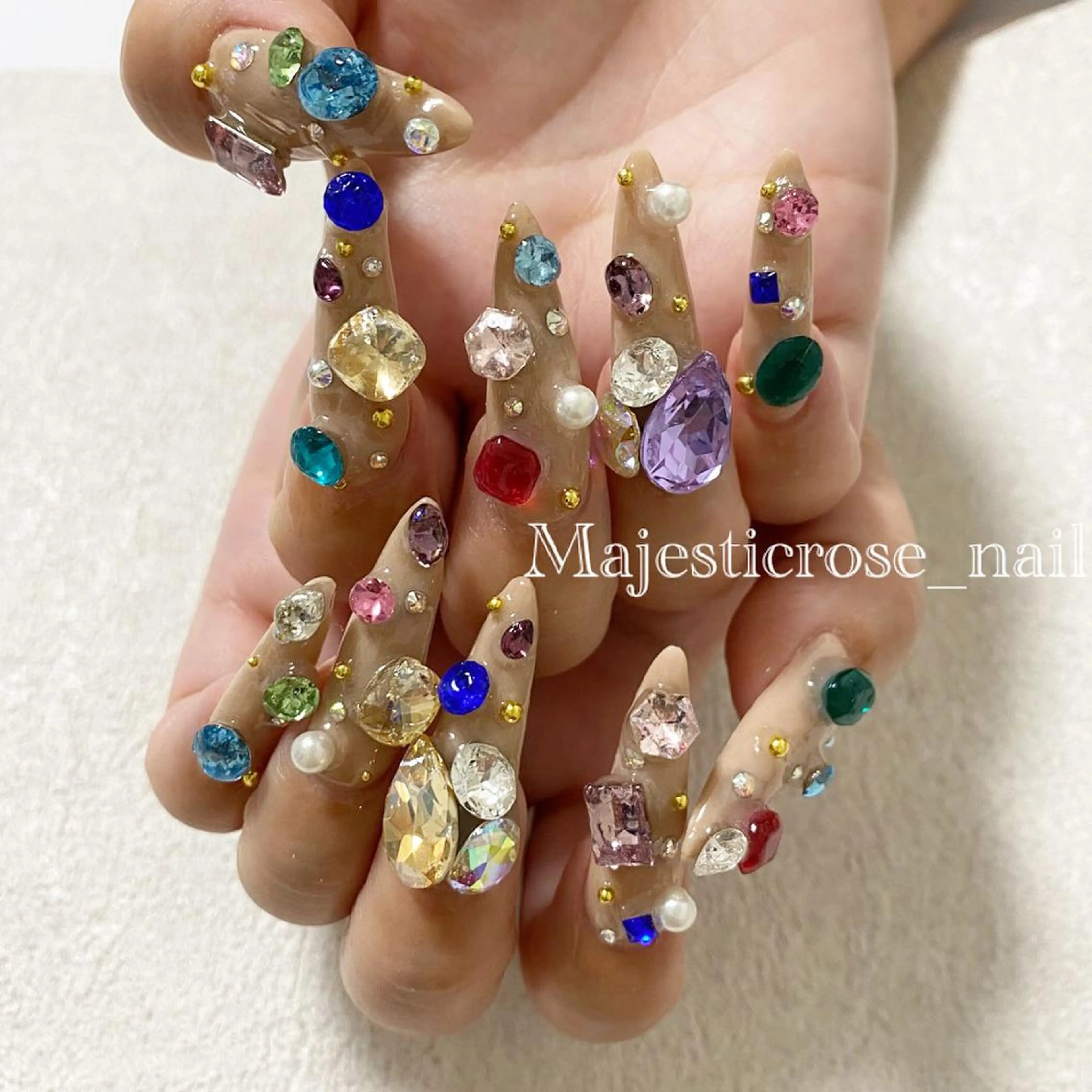 ネイル ストーンネイル ハンドネイル Majesticrose_nail所属・nail l_yukiのネイルデザイン